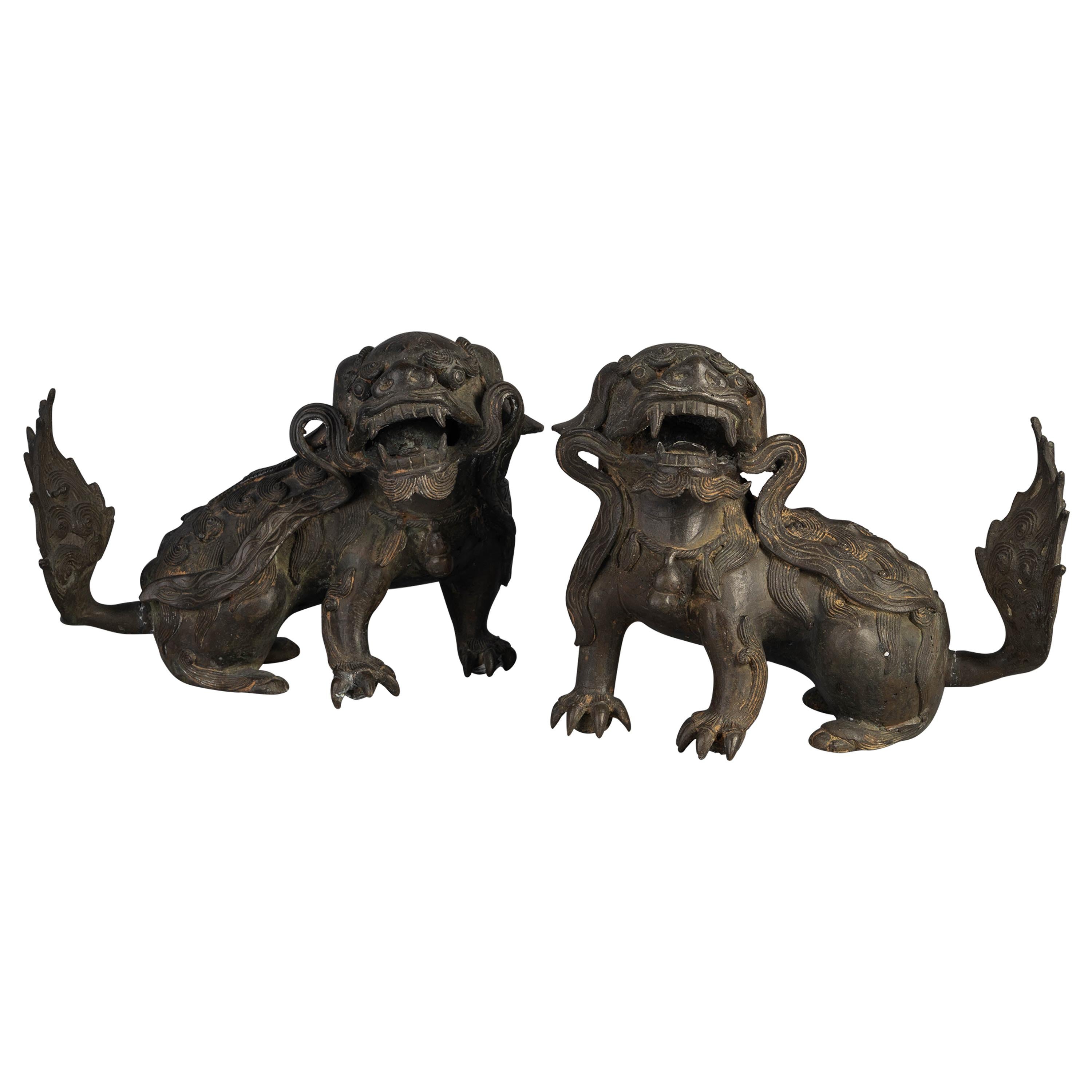 Paire de chiens Foo en bronze:: 19ème siècle