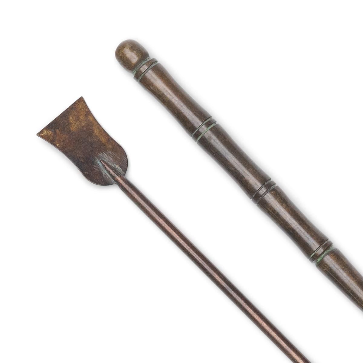 Qing Paire de grattoirs chinois en opium et bronze, vers 1900 en vente