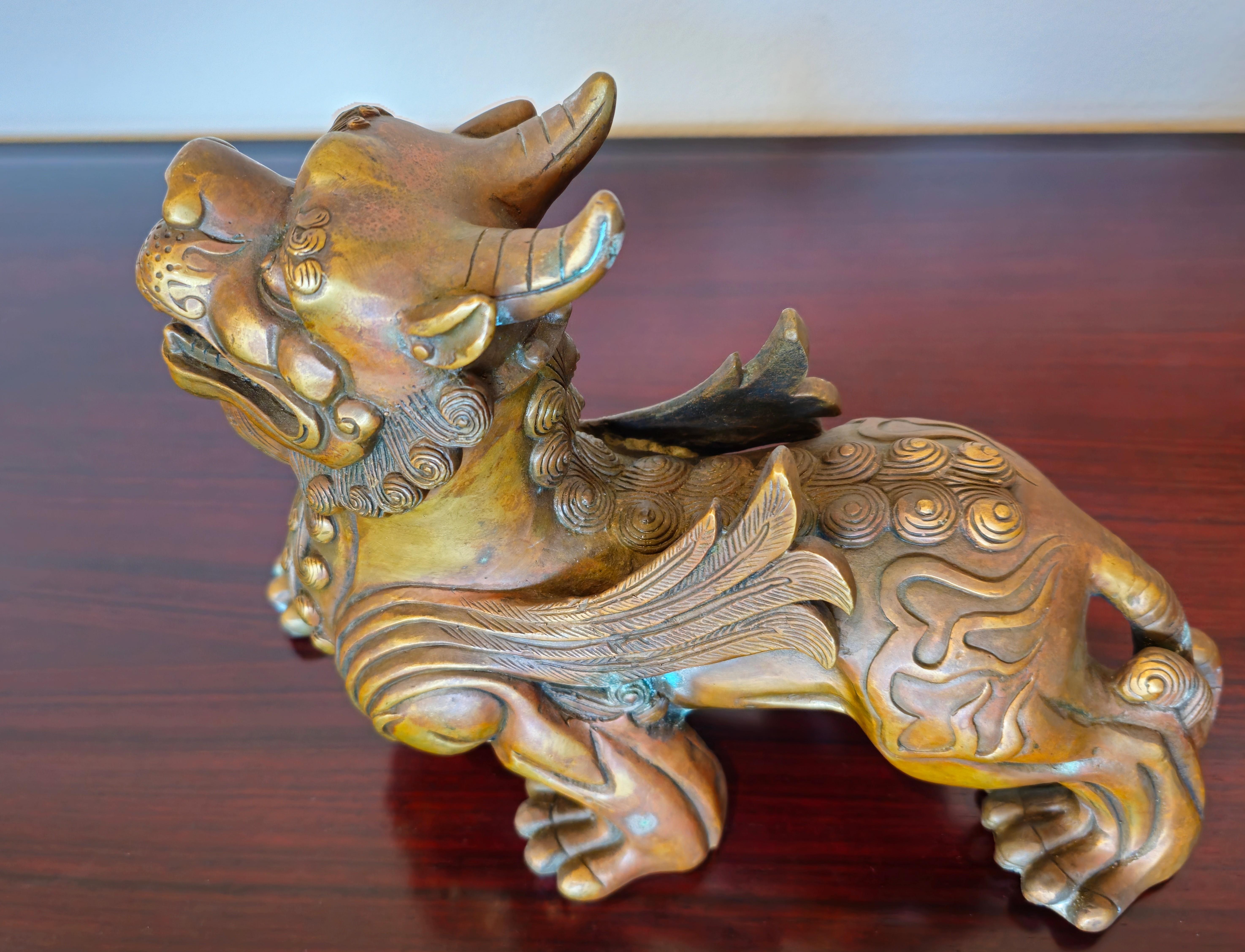 Paar chinesische Bronze Pixiu geflügelte Löwenfigur Feng Shui Mythische Tierstatue aus Bronze, Pixiu im Angebot 3