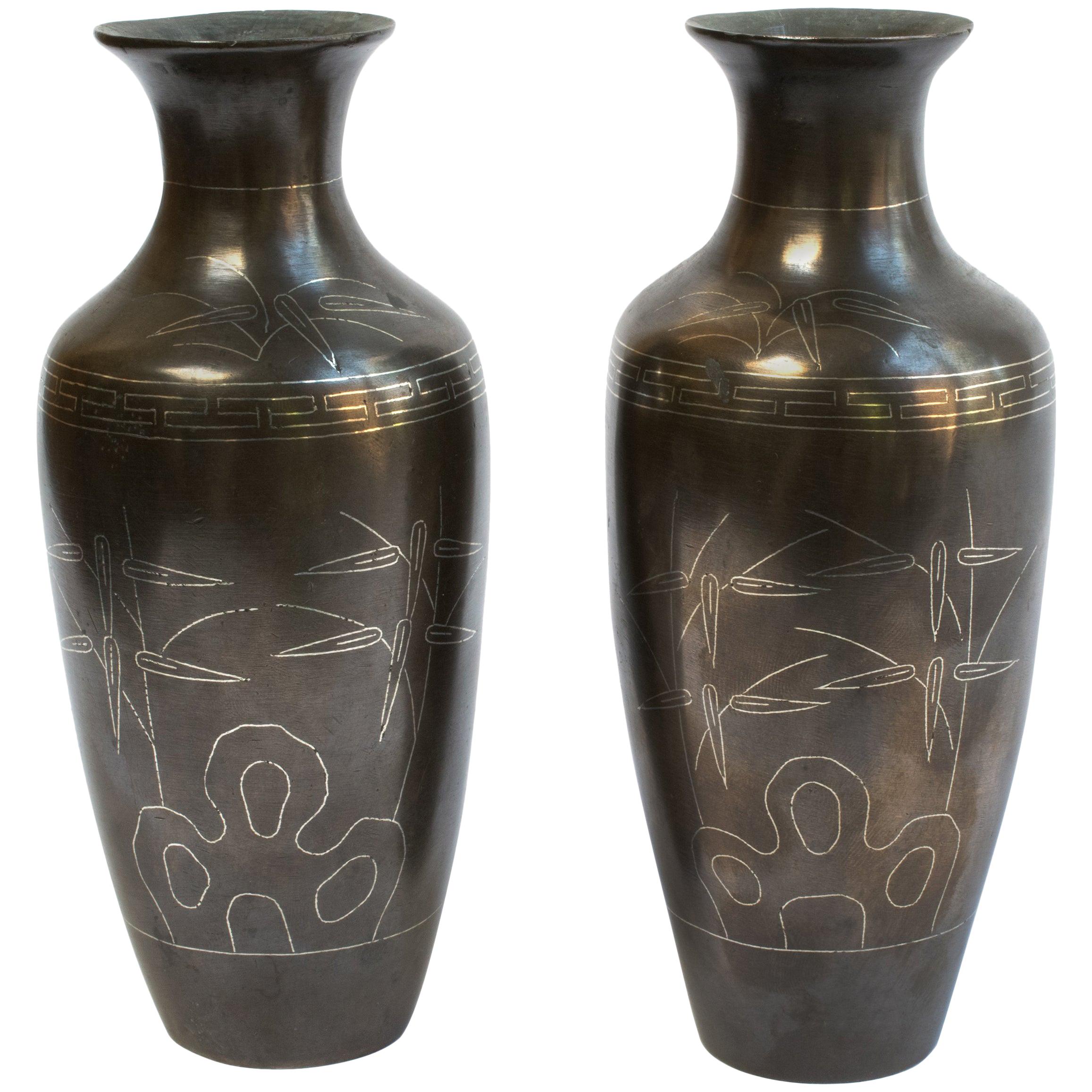 Paire de vases Shih So en bronze de Chine, vers 1800