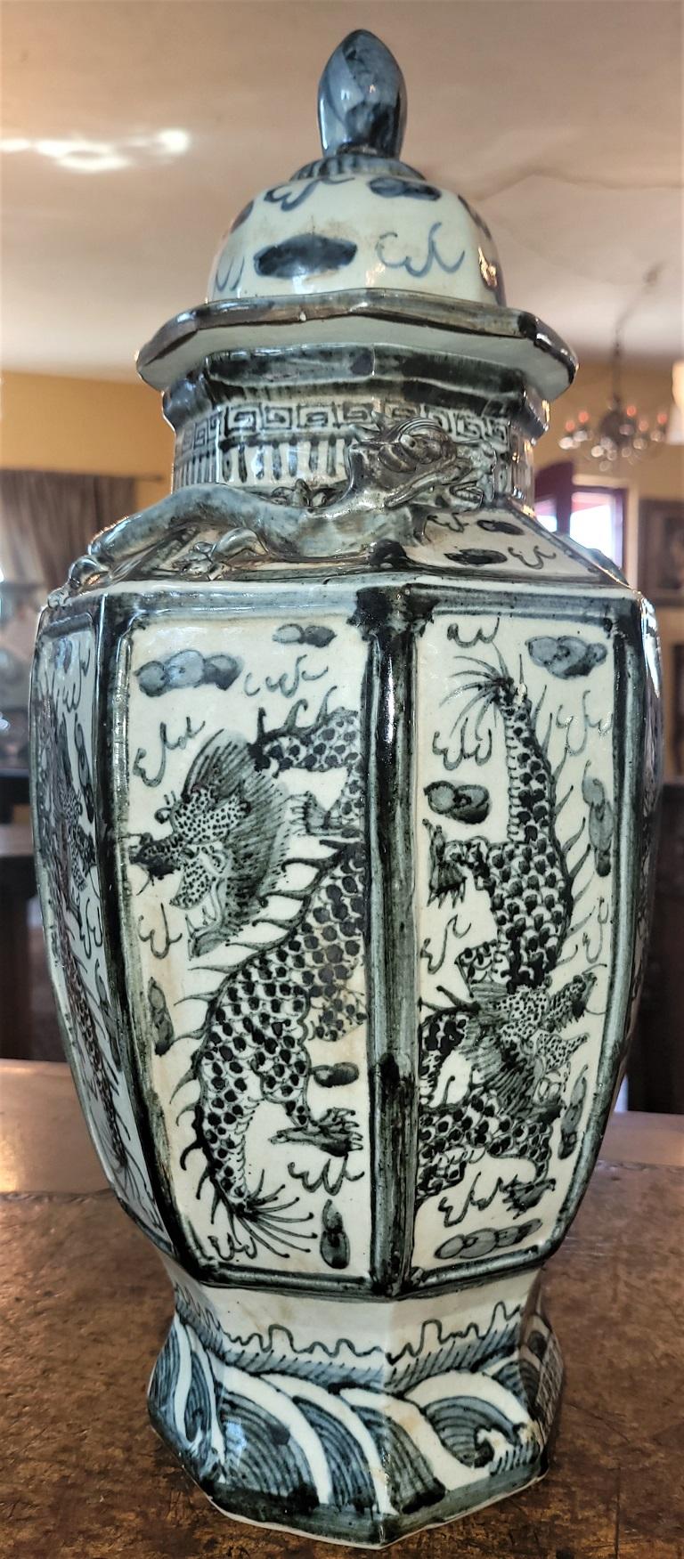 Pair of Chinese B&W Hand Painted Dragon Urns 5