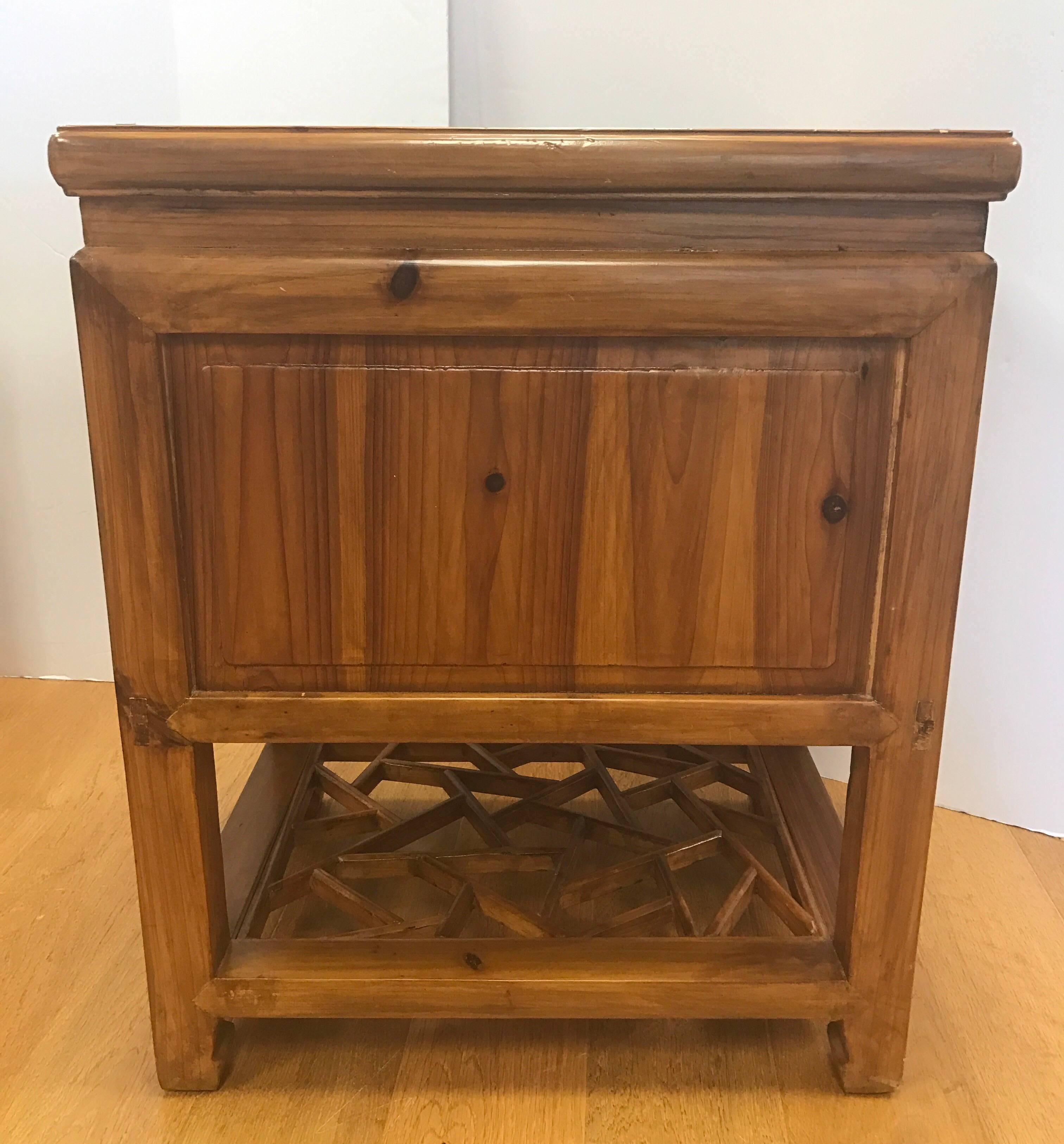 Pair of Chinese Camphor Wood Nightstands End Tables In Excellent Condition In West Hartford, CT