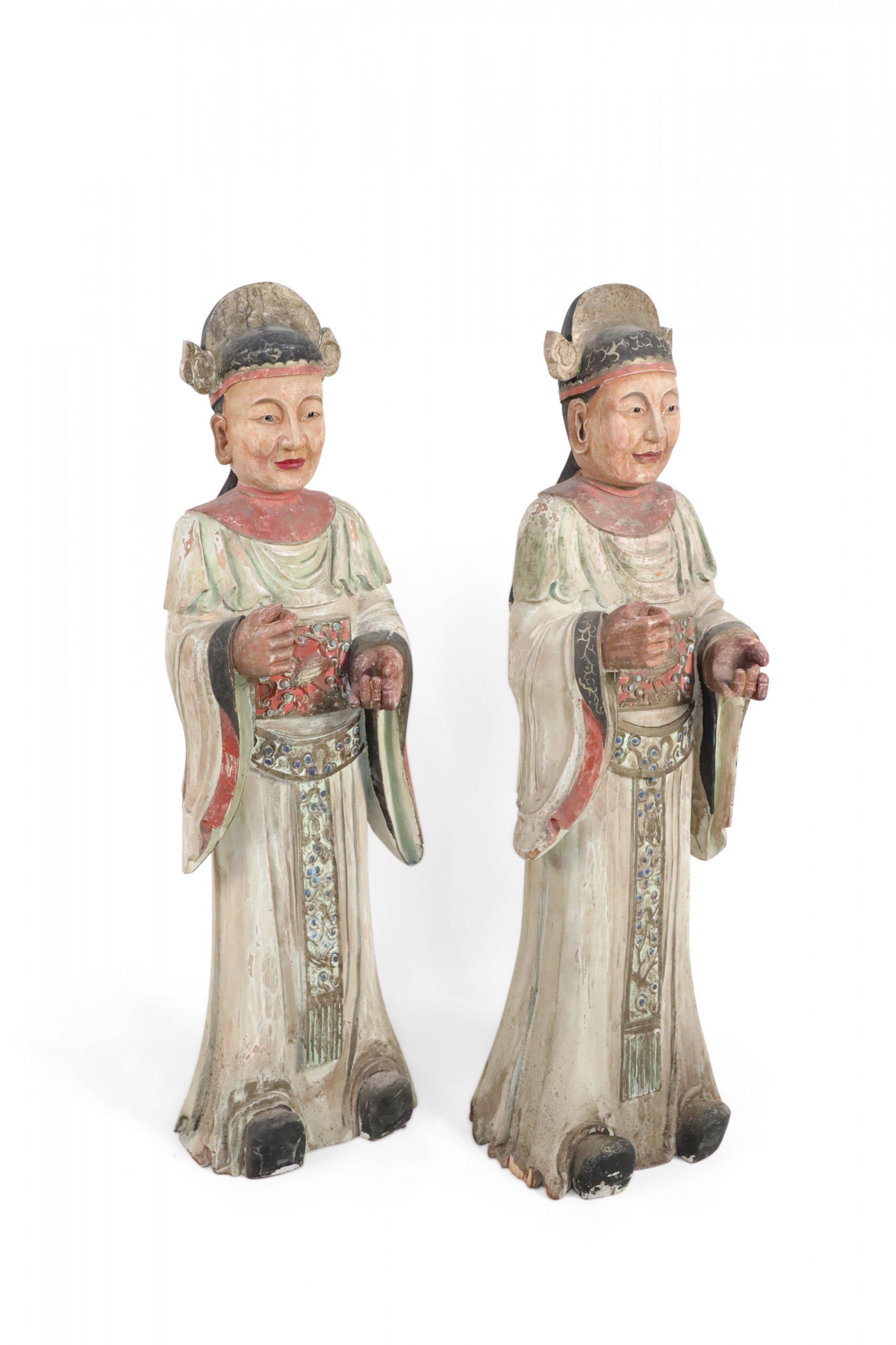 Pair of Chinese Carved Wood Civil Officer Statues For Sale 1
