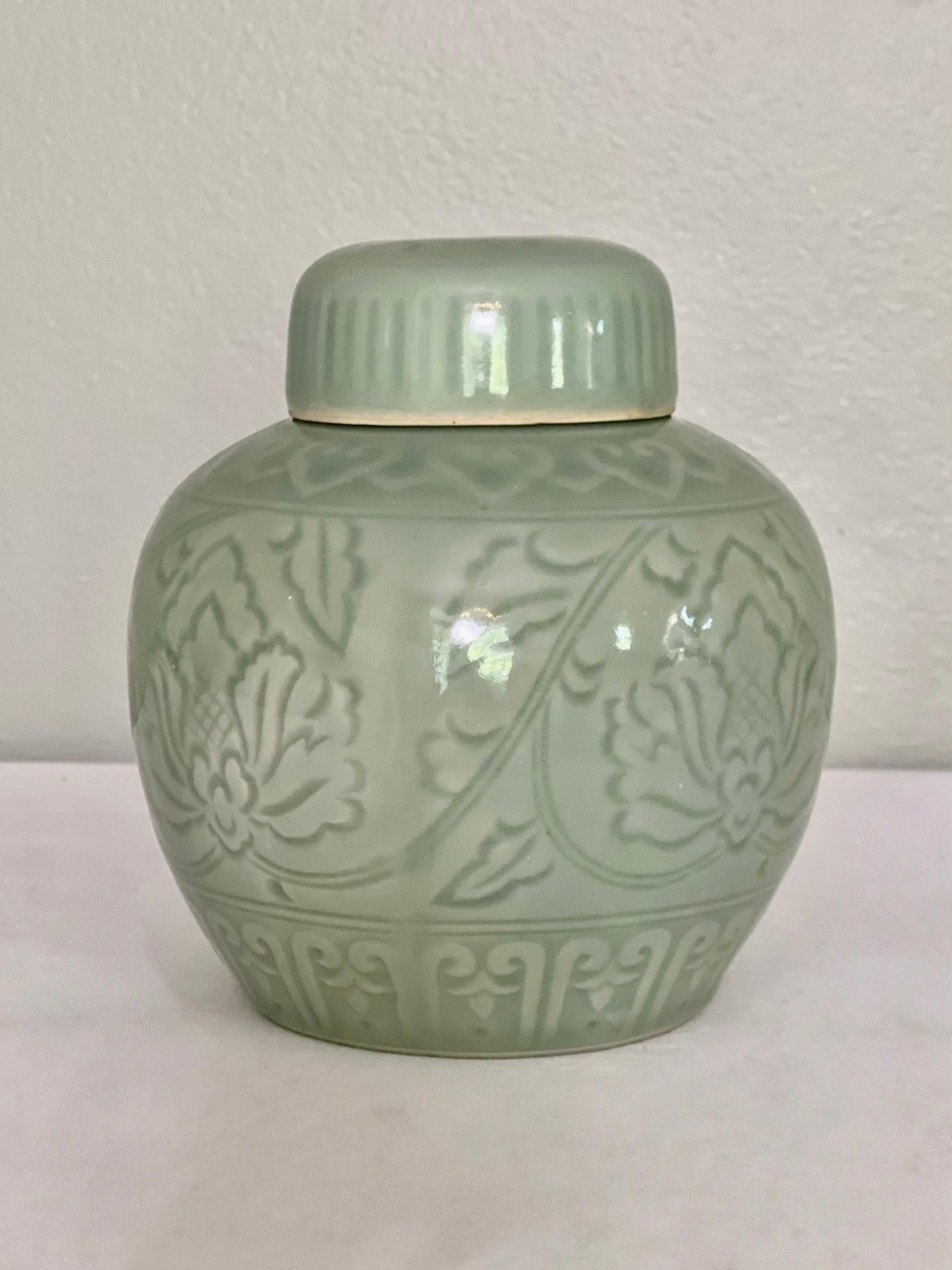 Ceramic Pair of Chinese Celadon Ginger Jars, 1960s For Sale