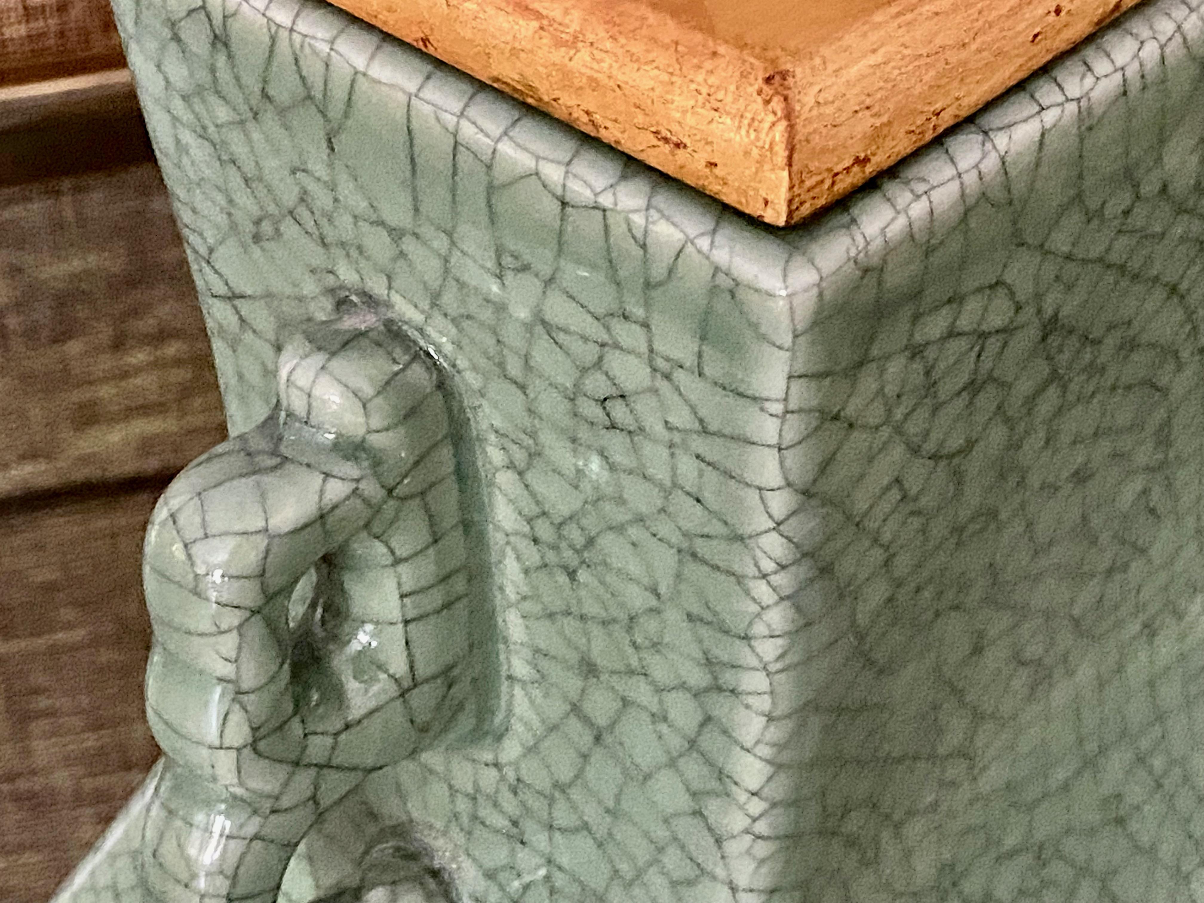 Paire de lampes de bureau chinoises en porcelaine vert céladon 3