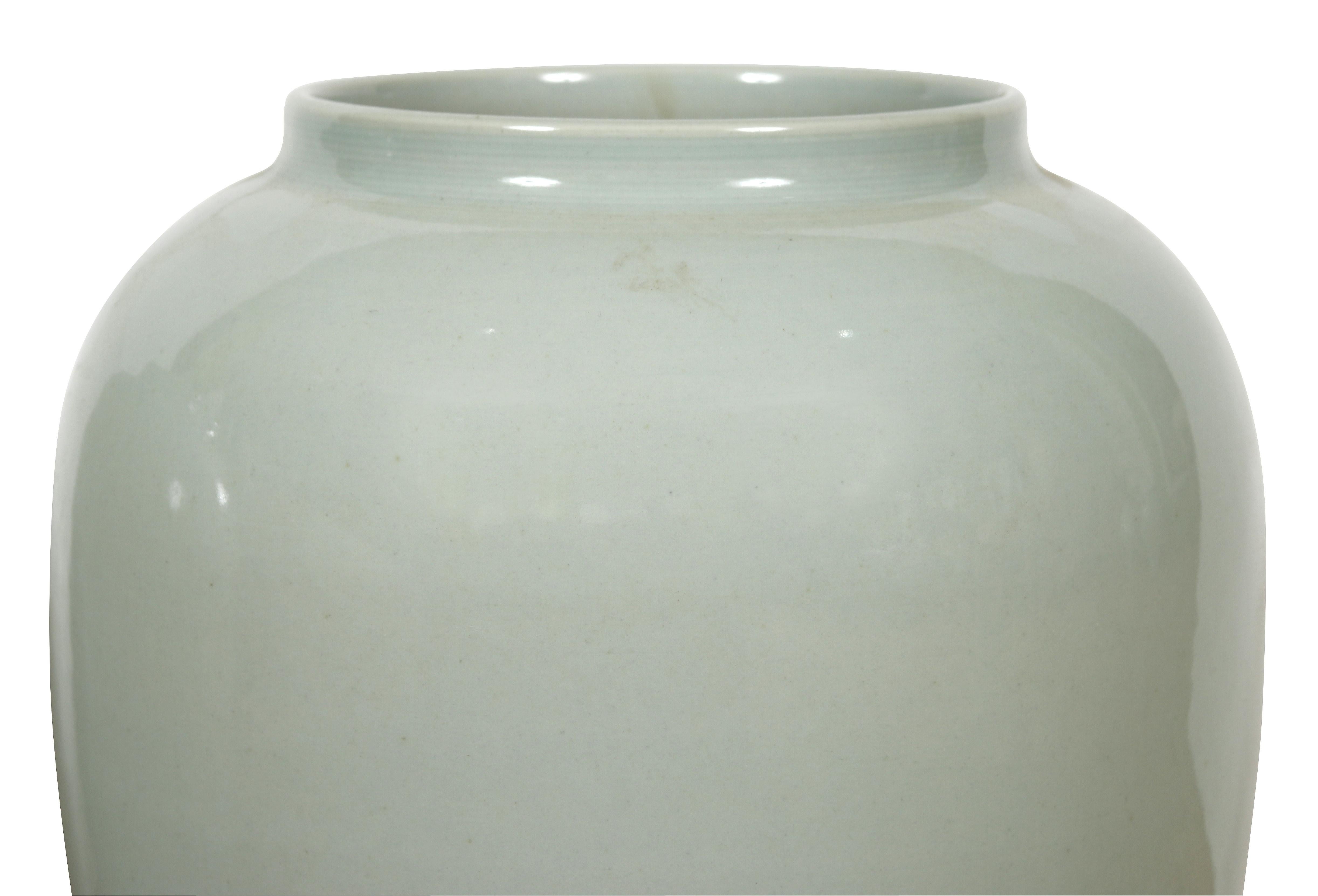 Chinesische Celadon-Vase im Angebot 3