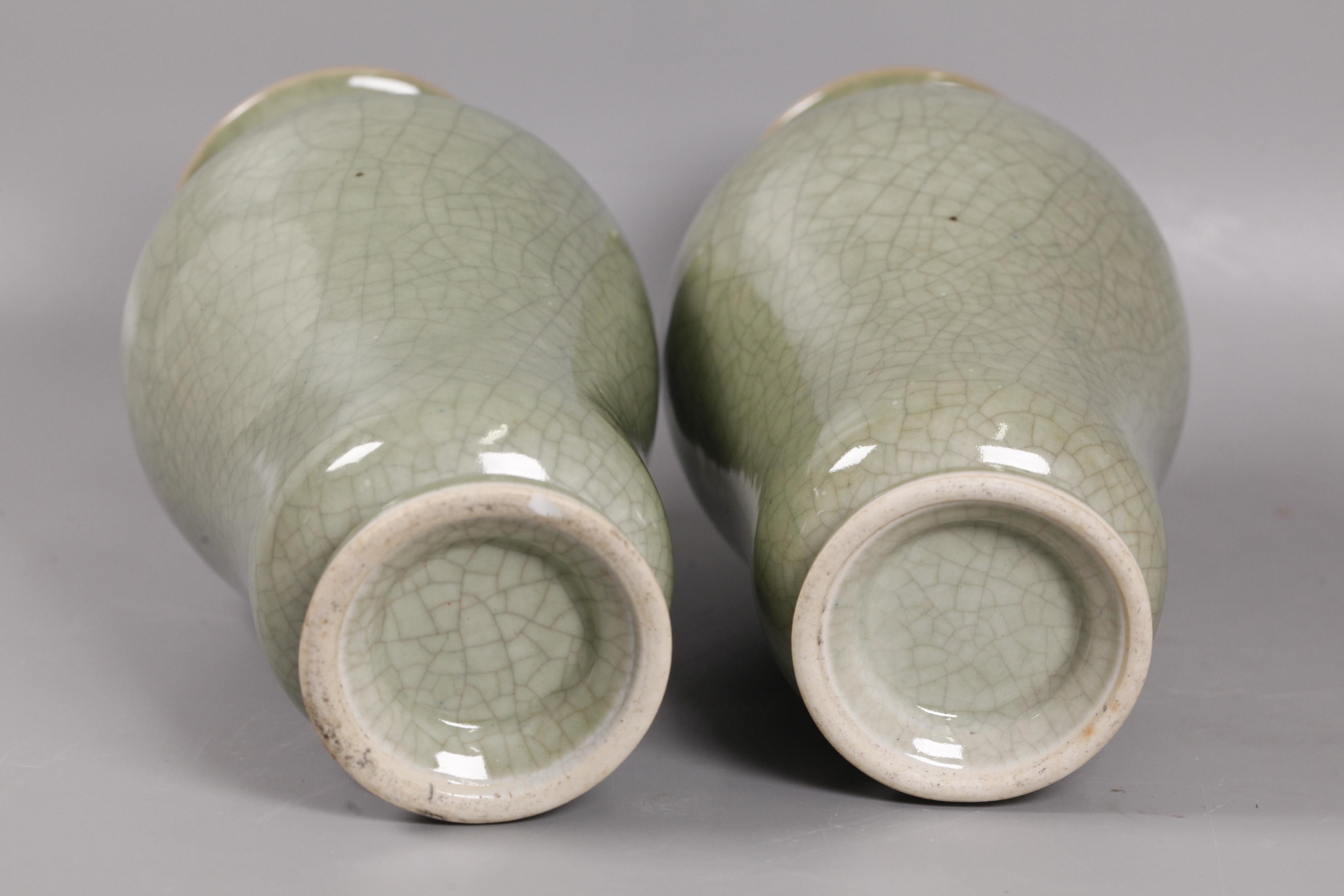 pair of Chinese celadon vases, Republican period In Good Condition For Sale In New York, NY