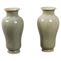 Pareja de jarrones chinos de celadón, época republicana