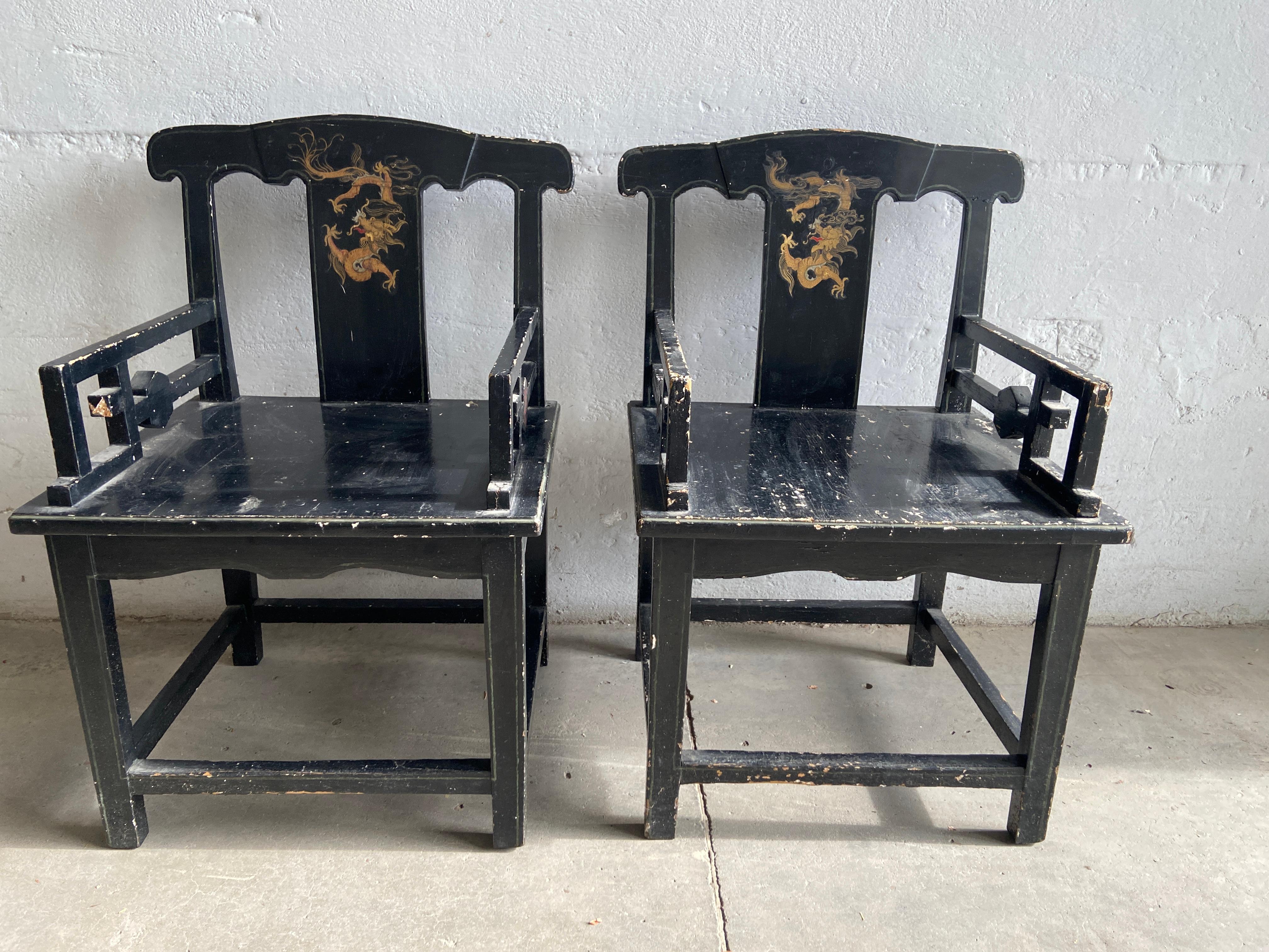 Pair of Chinese Chair in Lacquered Black Wood and Gold from Late 19th Century For Sale 2