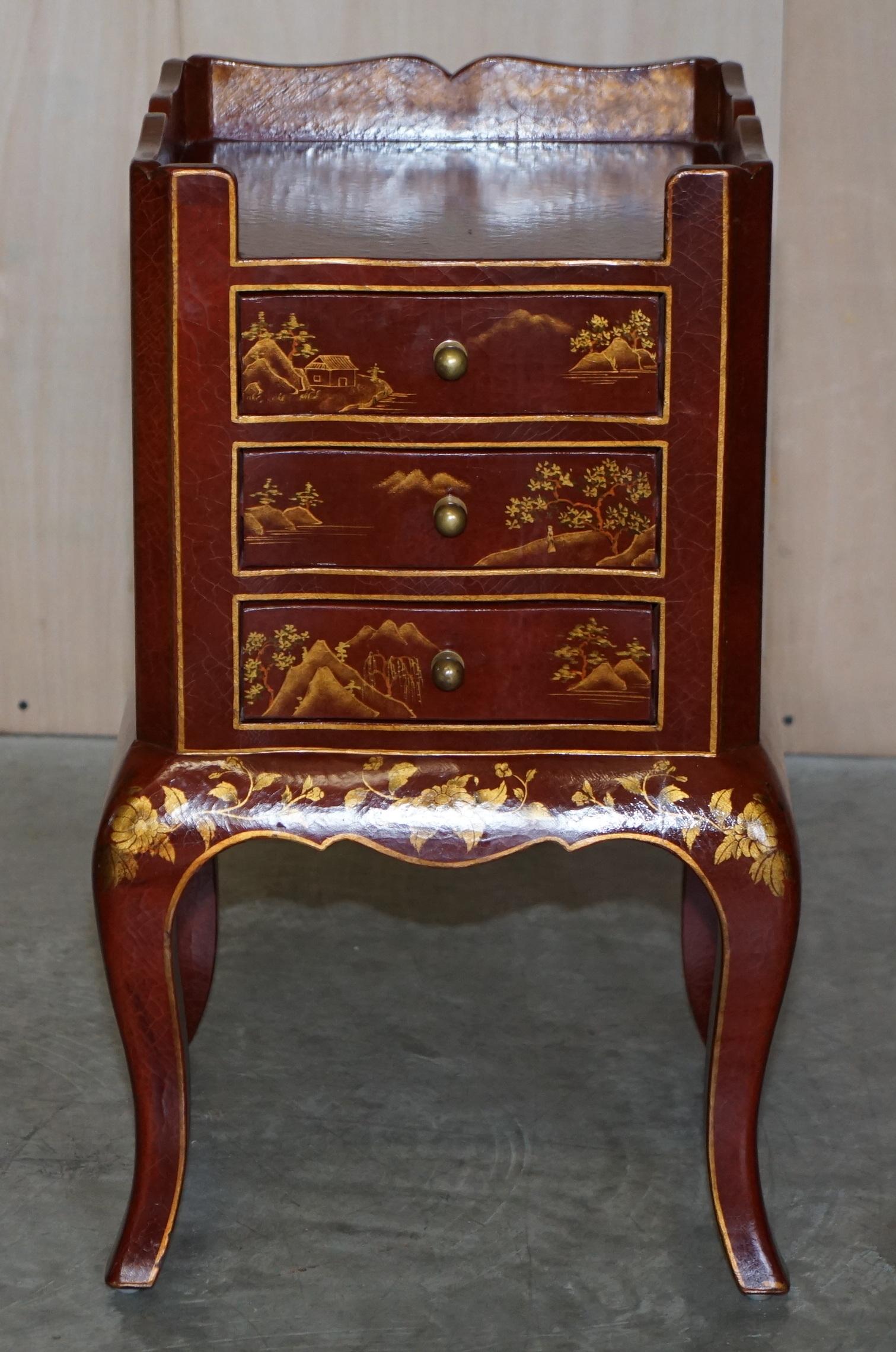Pair of Chinese Chinoiserie Red Lacquer Three Drawer Bedside / Side Lamp Tables For Sale 7