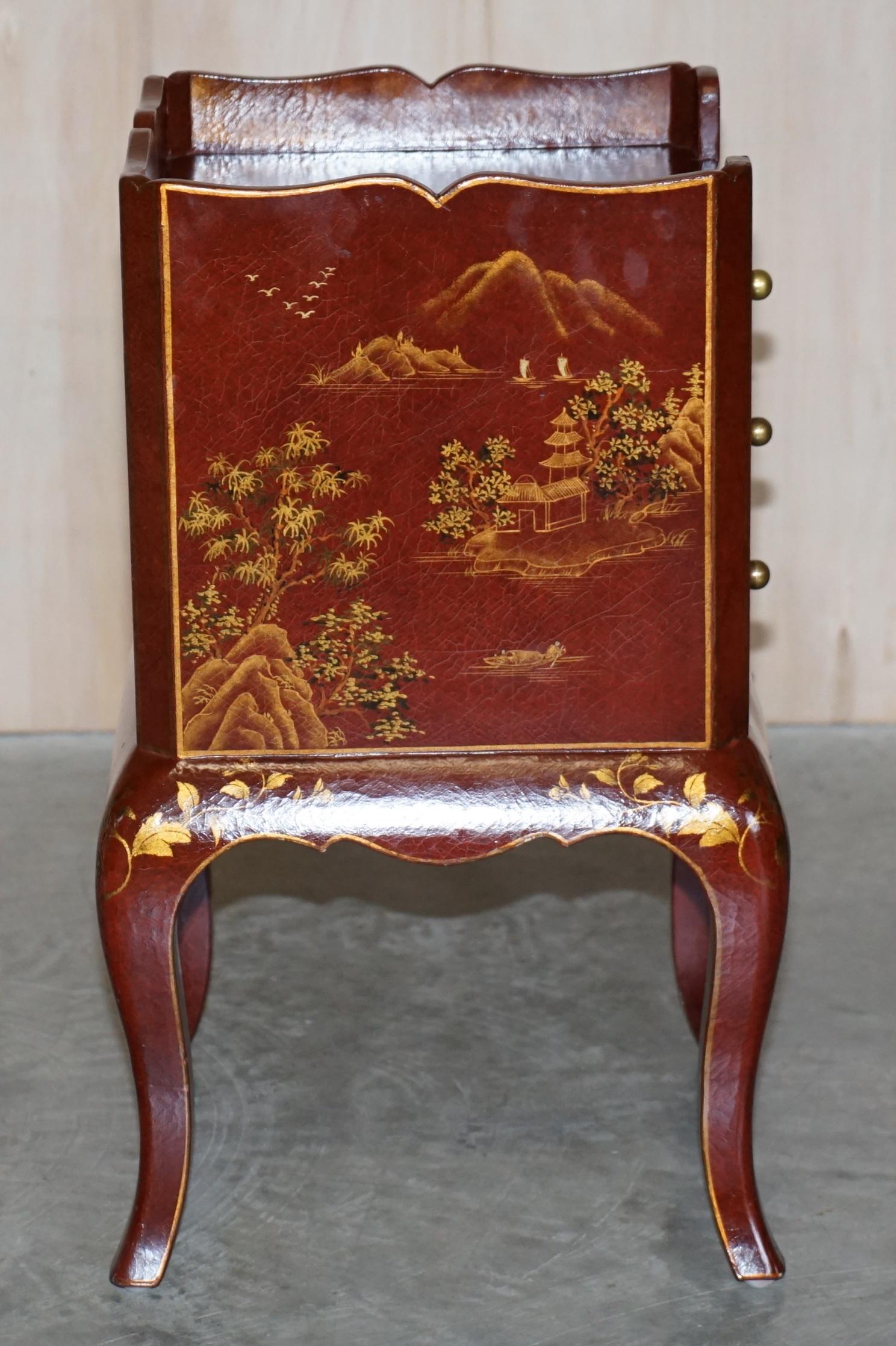 Pair of Chinese Chinoiserie Red Lacquer Three Drawer Bedside / Side Lamp Tables For Sale 2