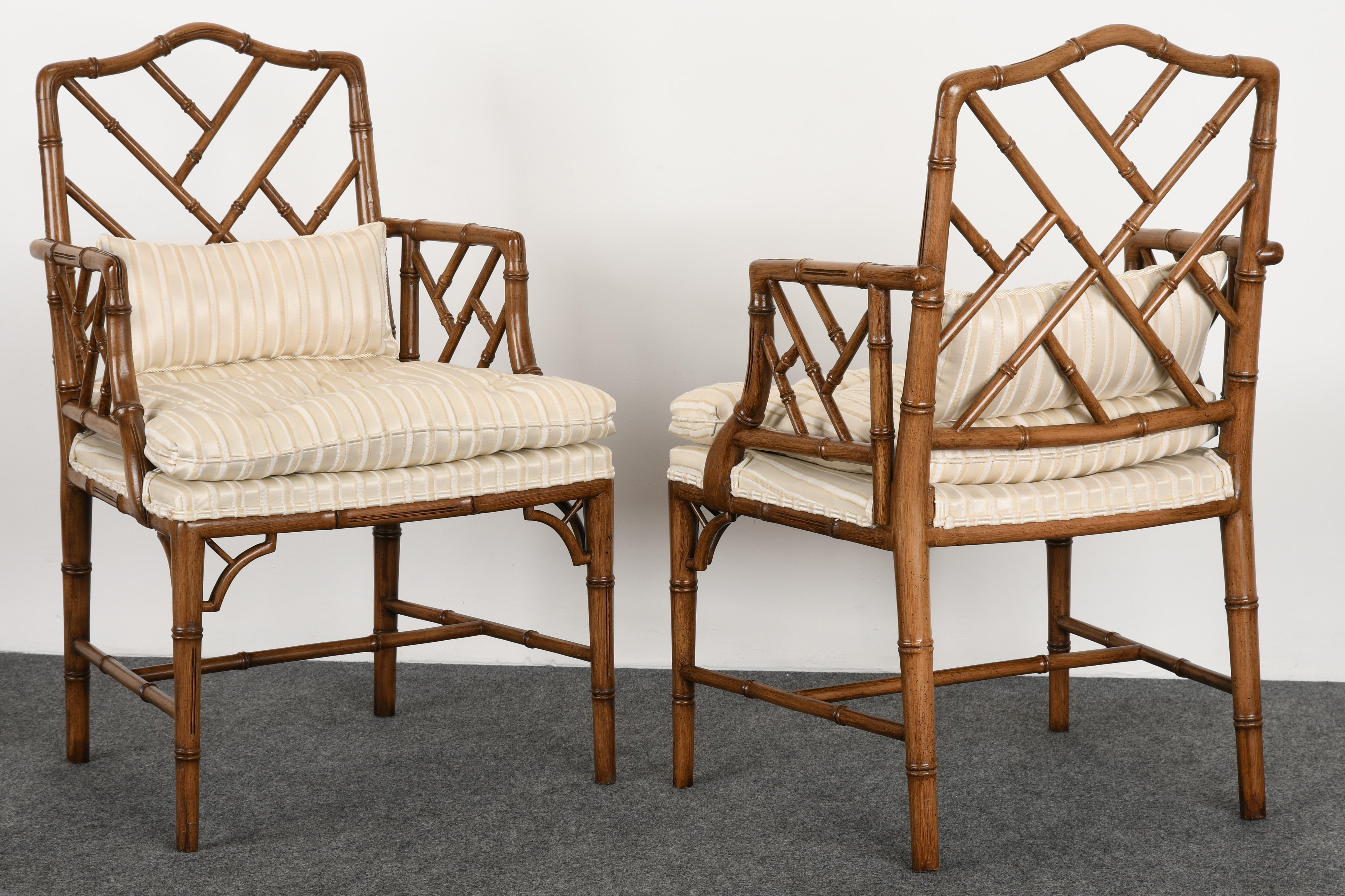 Pair of Chinese Chippendale Faux Bamboo Chairs, 1960s In Good Condition In Hamburg, PA