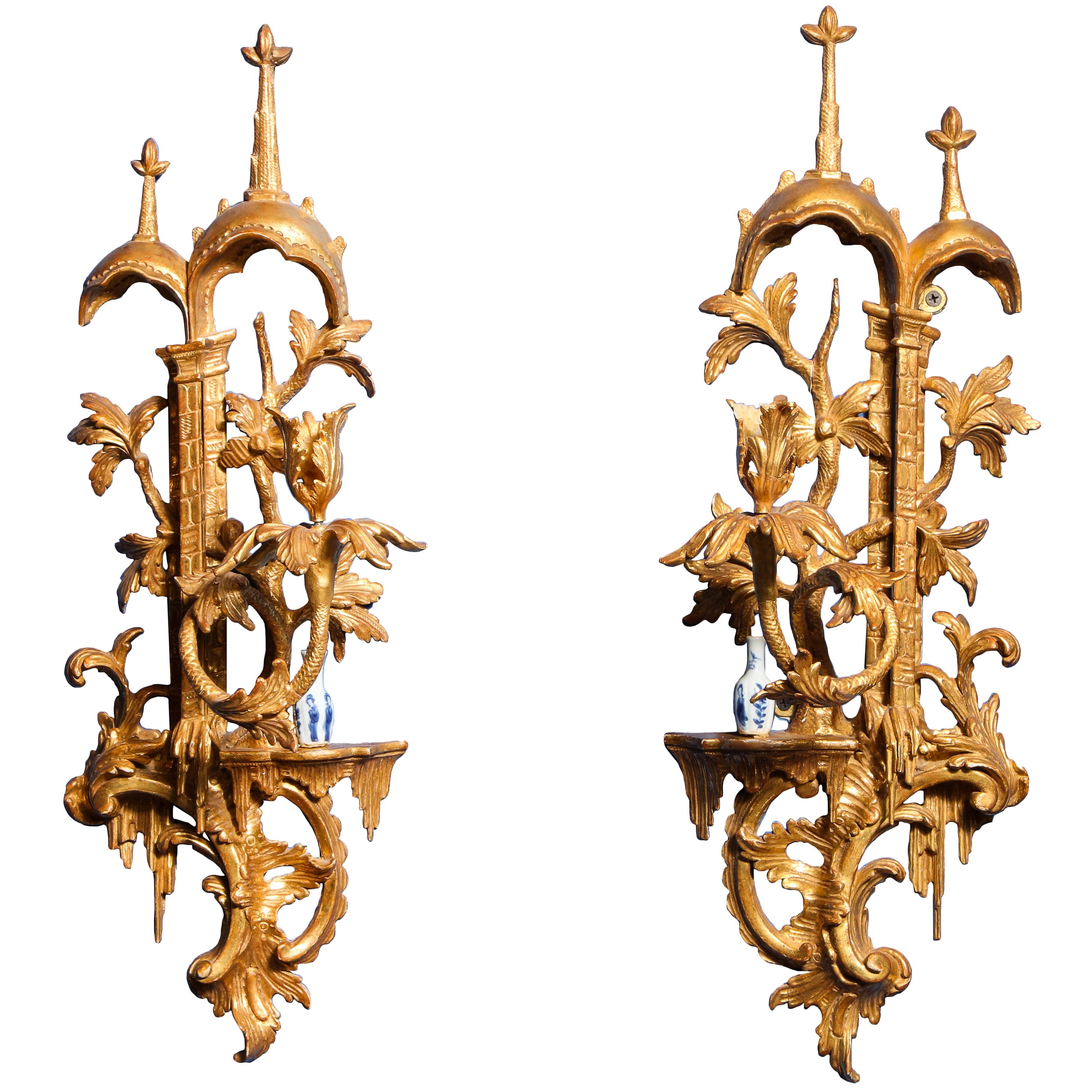 Pair of Chinese Chippendale Period Carved Giltwood Wall Lights, circa 1755 For Sale