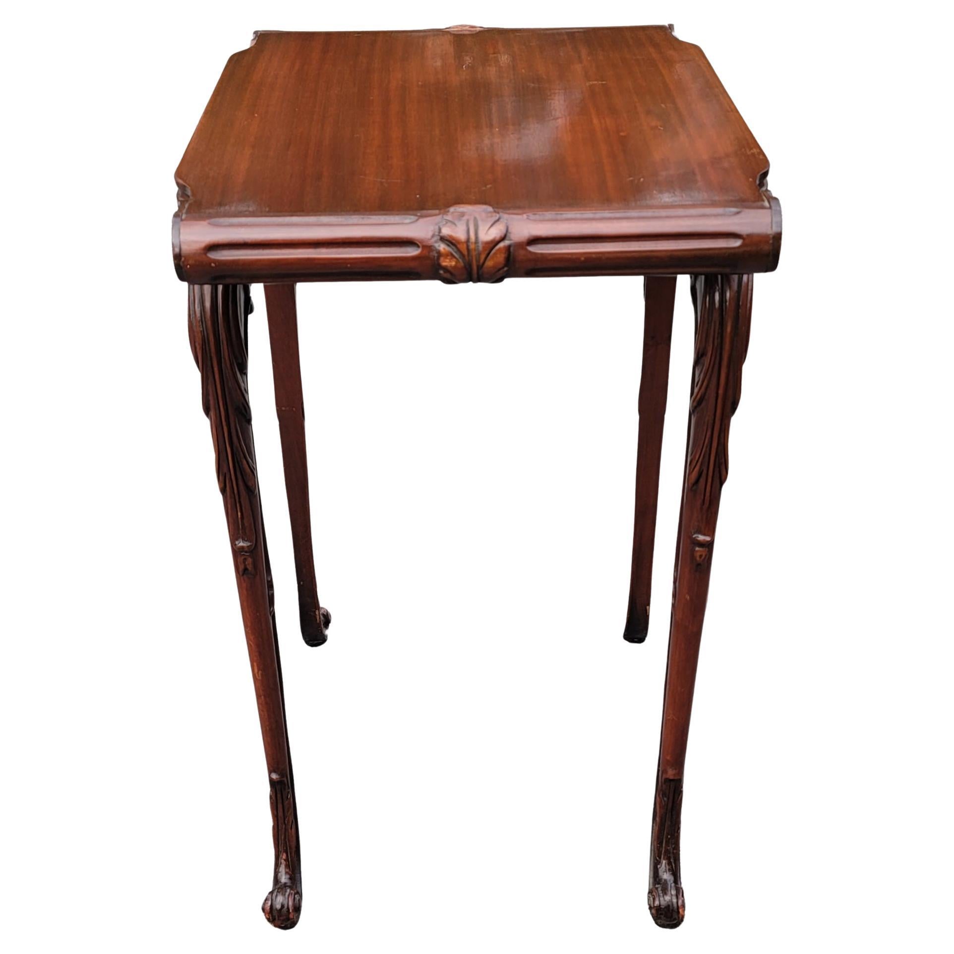 Unknown Pair of Chinese Chippendale Style Carved Mahogany End Tables For Sale
