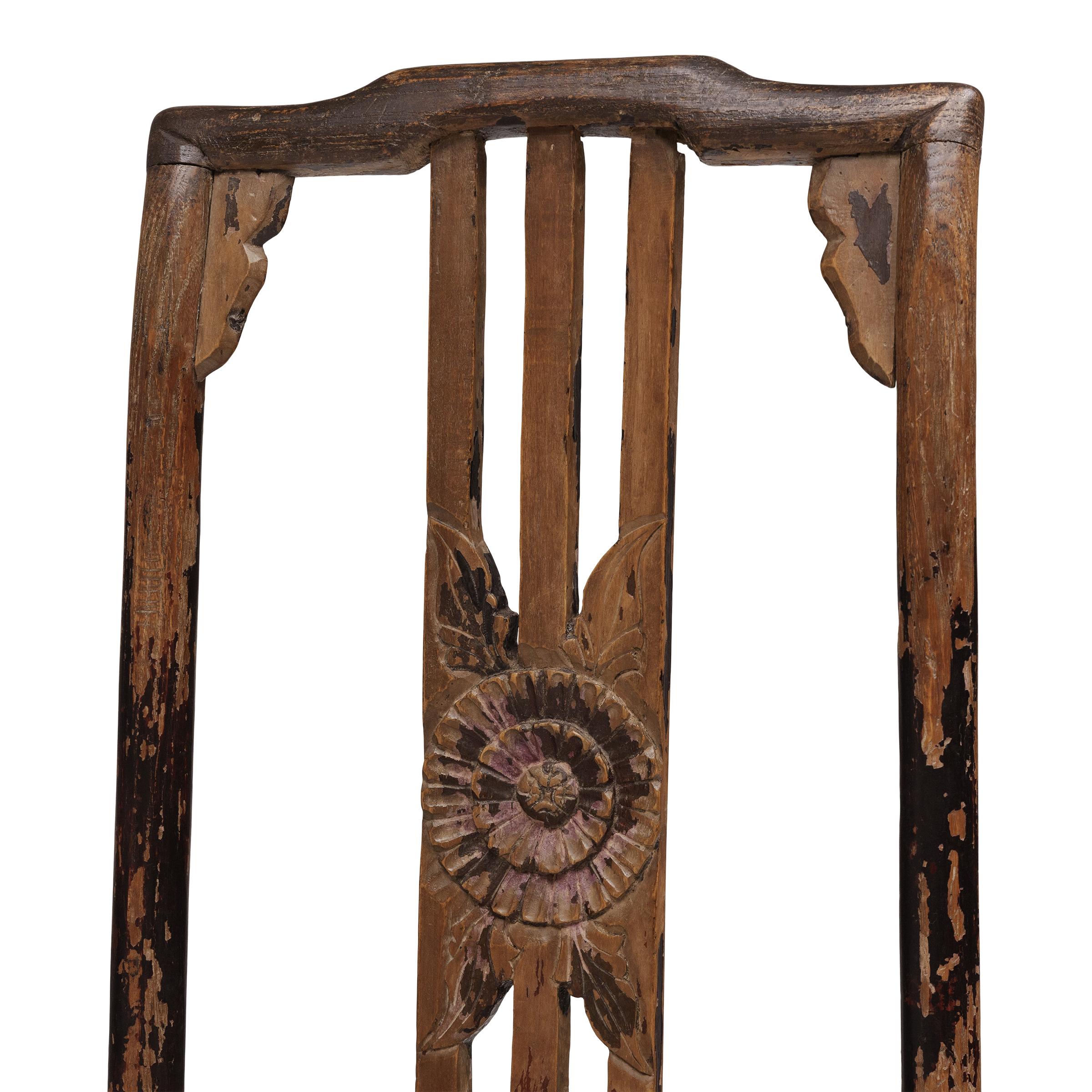 Paire de chaises de dame chinoises en chrysanthème, vers 1800 Bon état - En vente à Chicago, IL