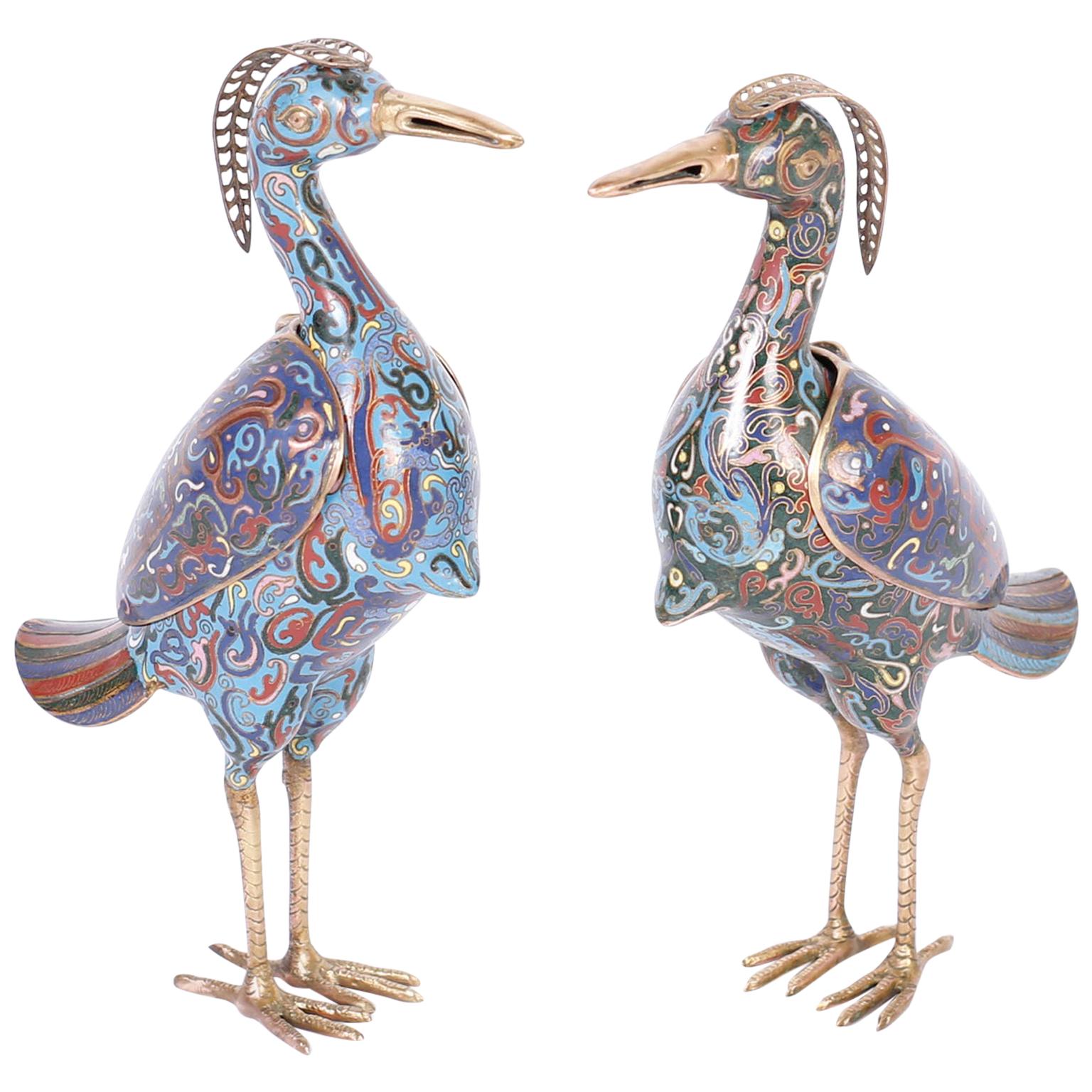 Paar chinesische Cloisonné-Vogel oder Schwänze