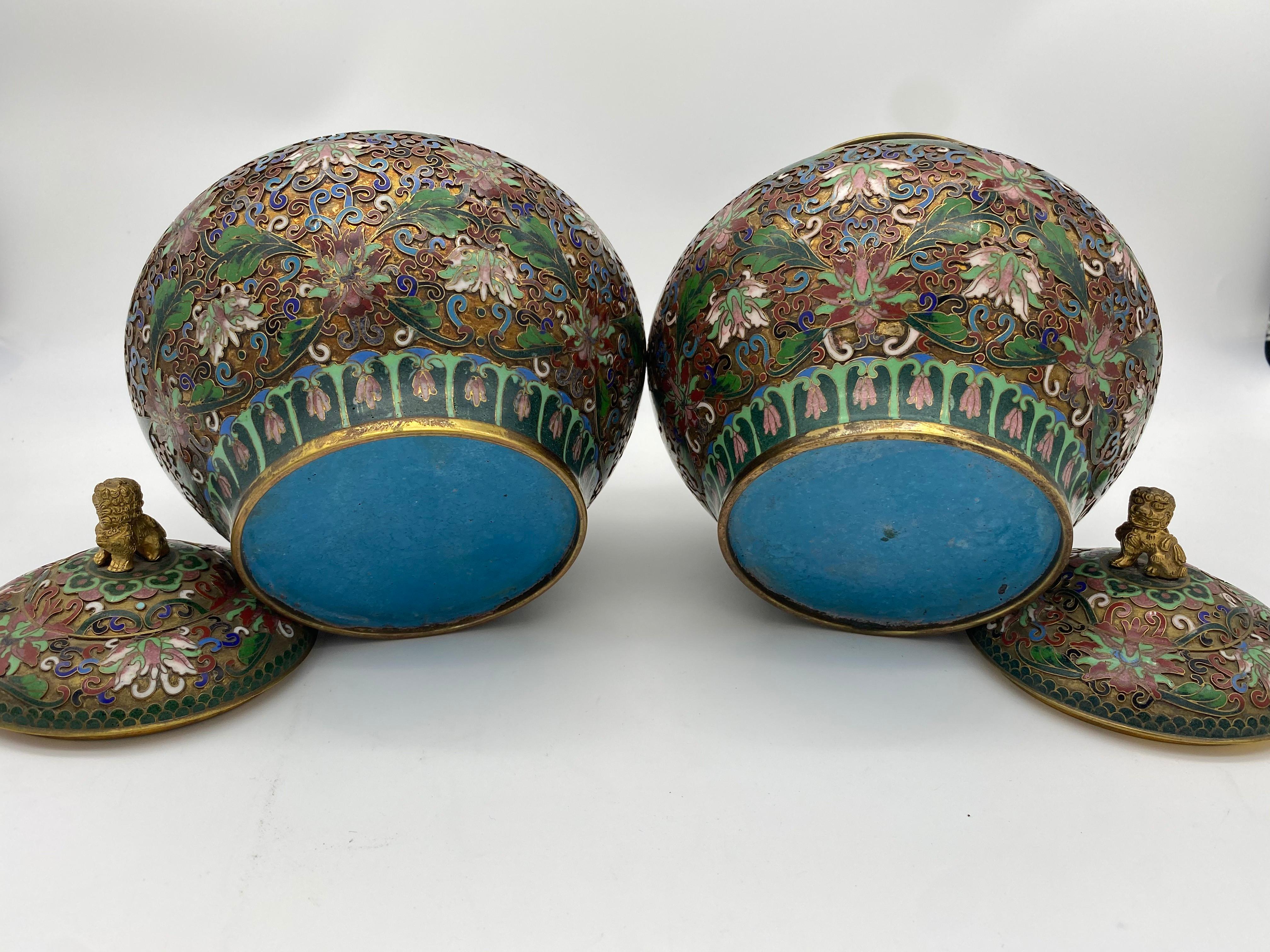 Pair of Chinese Cloisonné Enamel Lidded Open Work Ginger Jars In Good Condition In Brea, CA