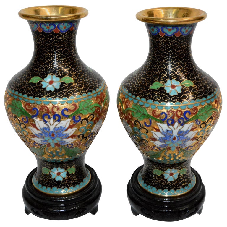 Pair of Chinese Cloisonné Vases on Lacquered Wooden Stands For Sale at