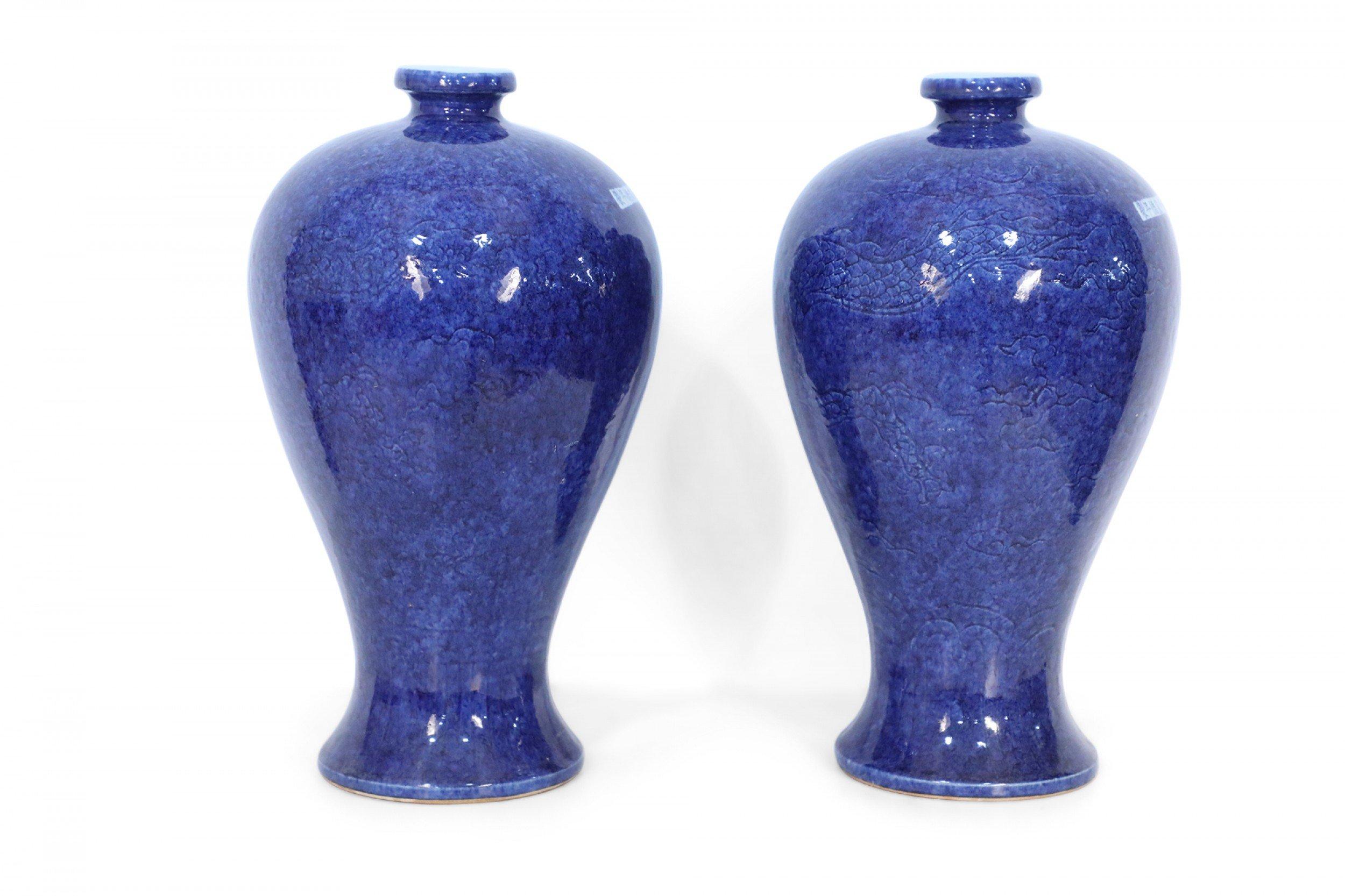 Pair of Chinese Cobalt Blue and Incised Motif Meiping Vases In Good Condition For Sale In Queens, NY