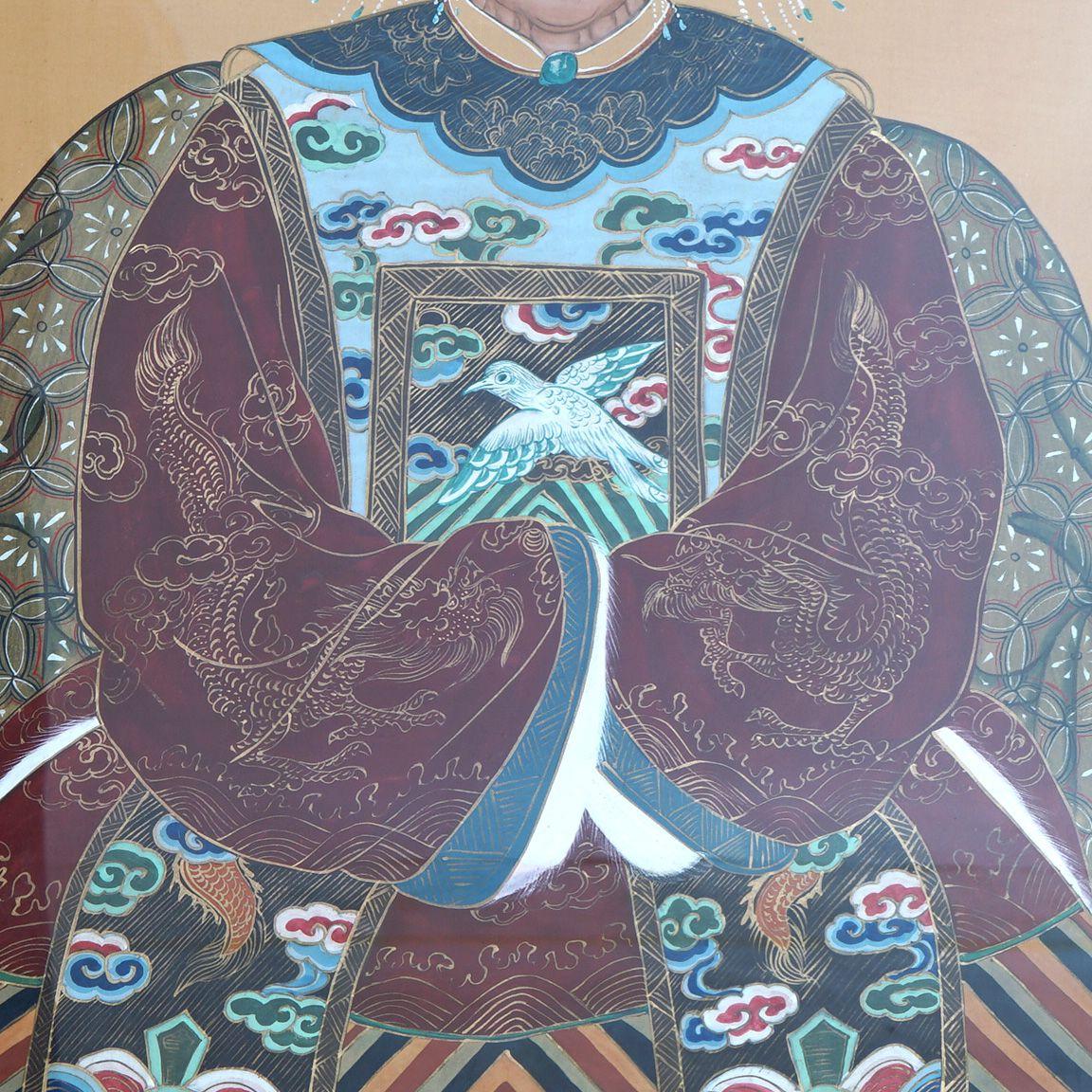 Paire d'estampes de divinités chinoises colorées avec cadres dorés, milieu du 20e siècle en vente 5