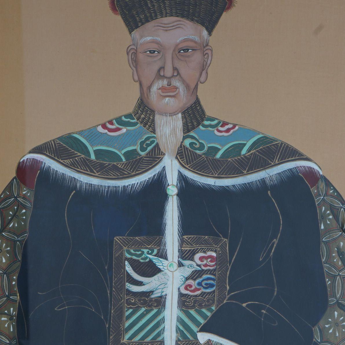 20ième siècle Paire d'estampes de divinités chinoises colorées avec cadres dorés, milieu du 20e siècle en vente