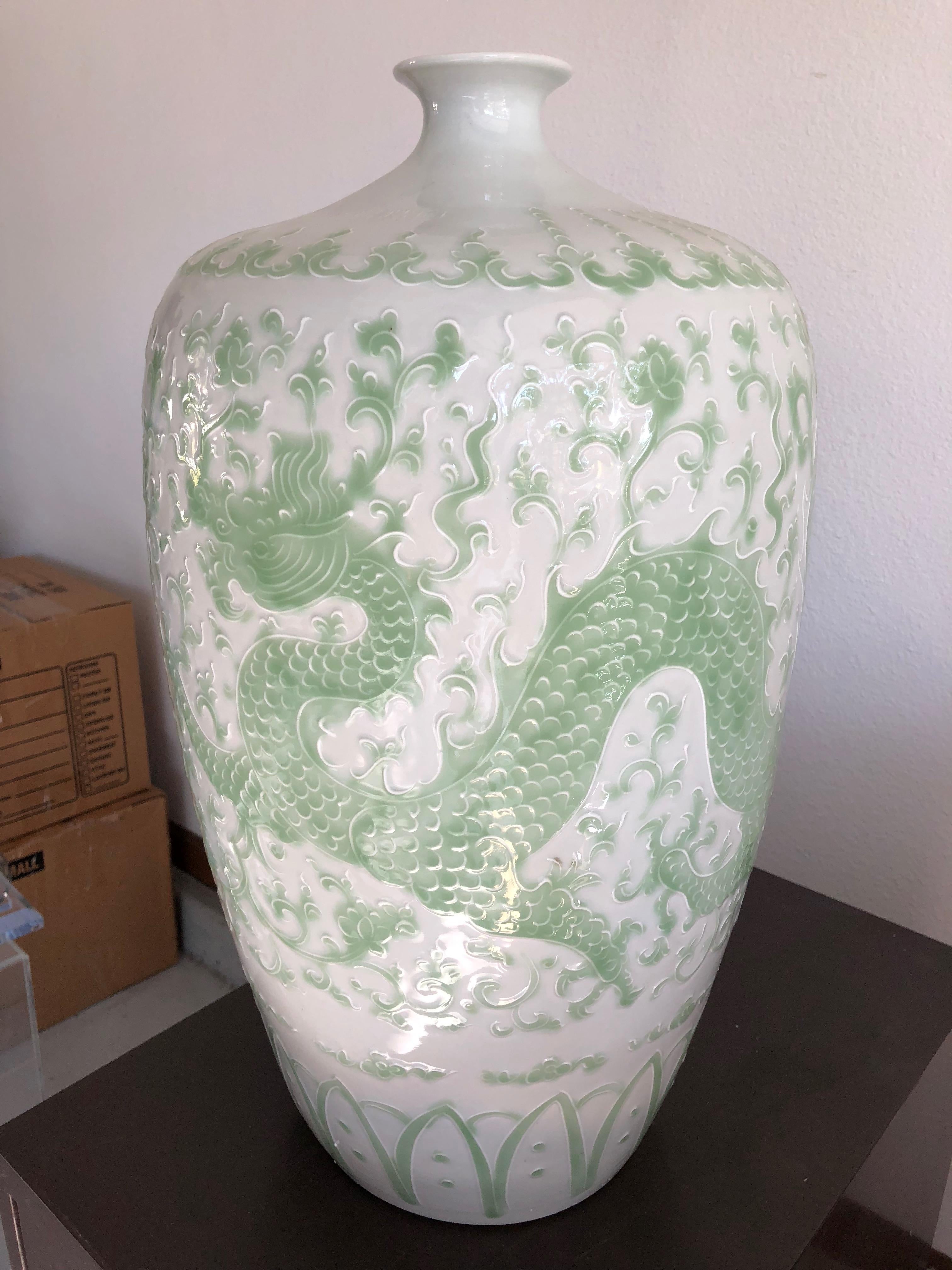 Chinese Export Pair of Chinese Dragon Place size Vases