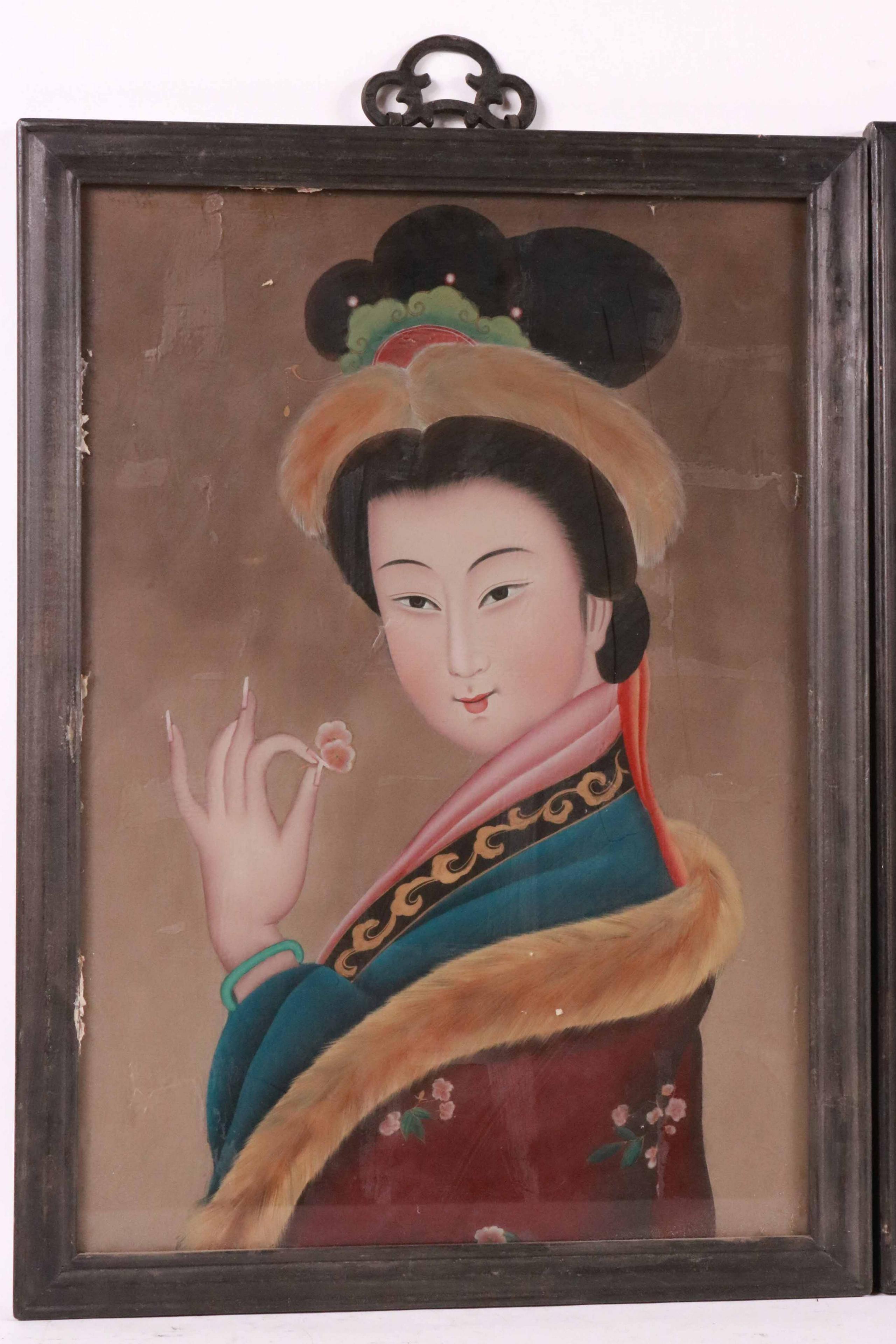 Painted Pair of Chinese Églomisé Portraits of Women, 19th Century