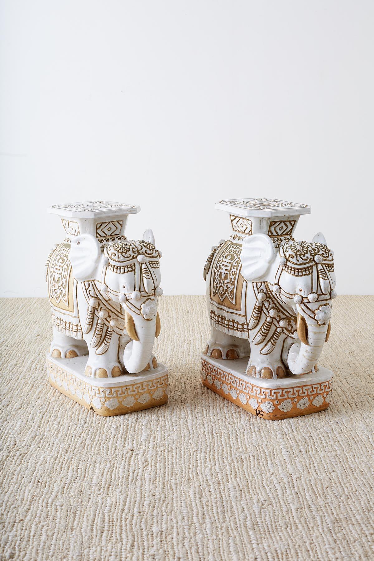 Pair of Chinese Elephant Garden Stools or Drink Tables (Keramik)