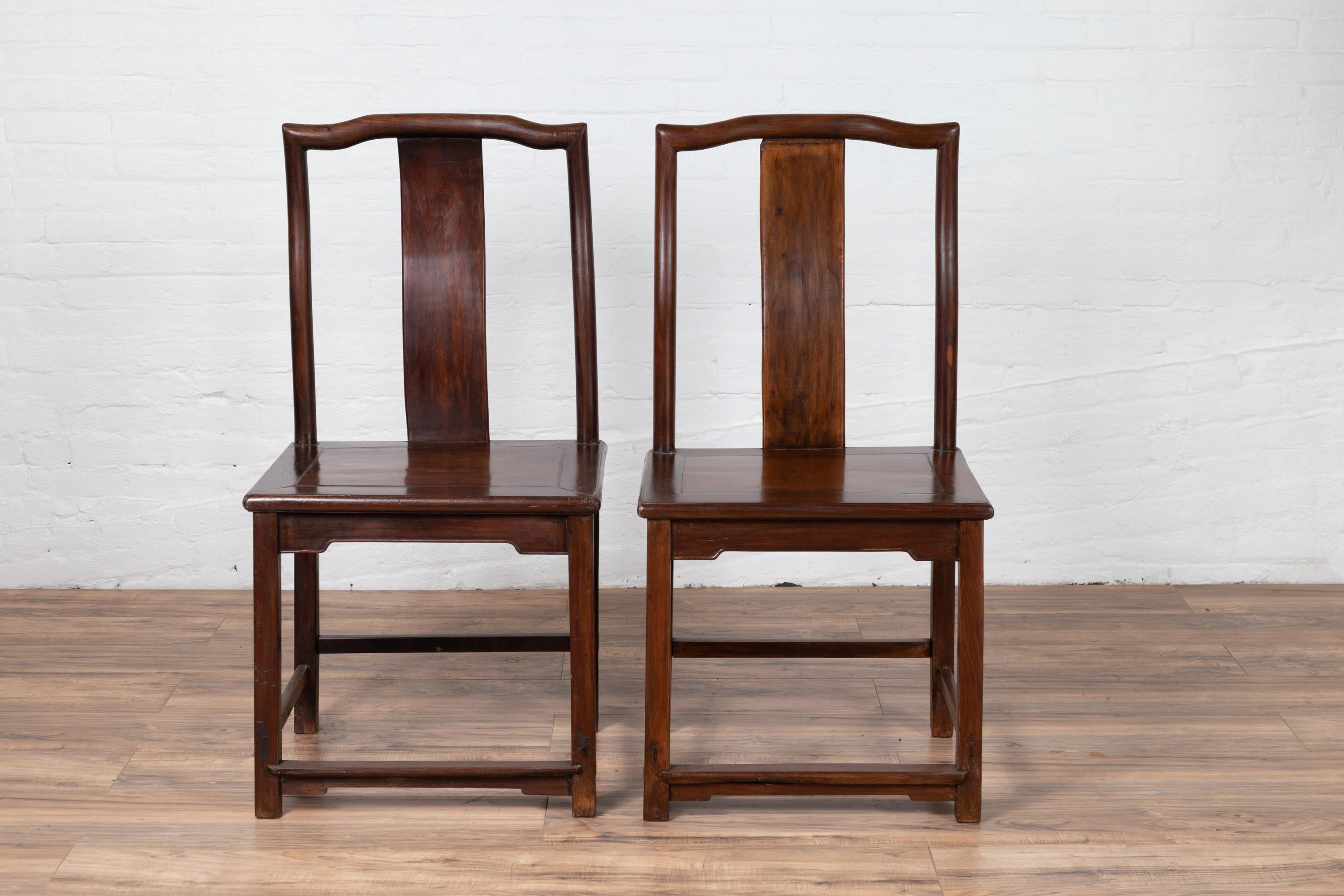 Pair of Chinese Elm Dark Patina Scholar's Ceremonial Chairs with Sinuous Splats For Sale 14