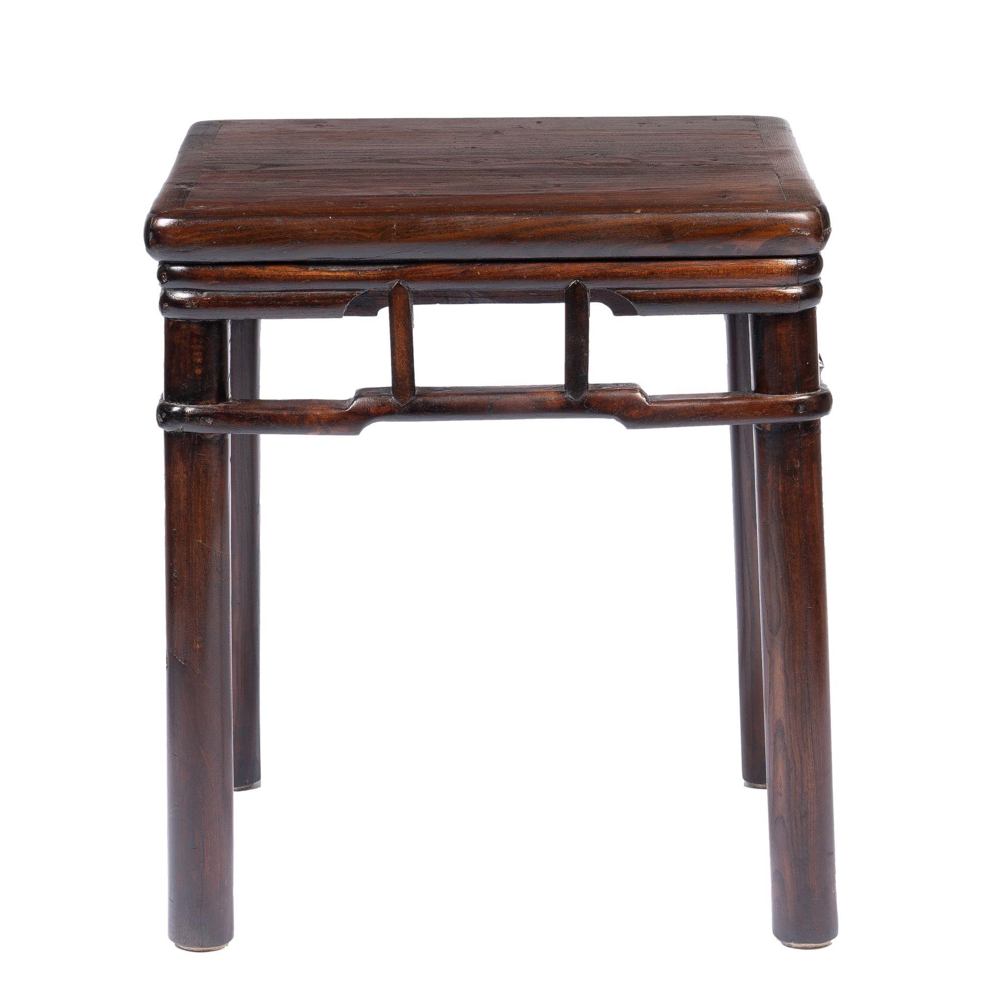 Pair of Chinese Elm Stools with Hump Back Rail, 1780-1820 For Sale 2