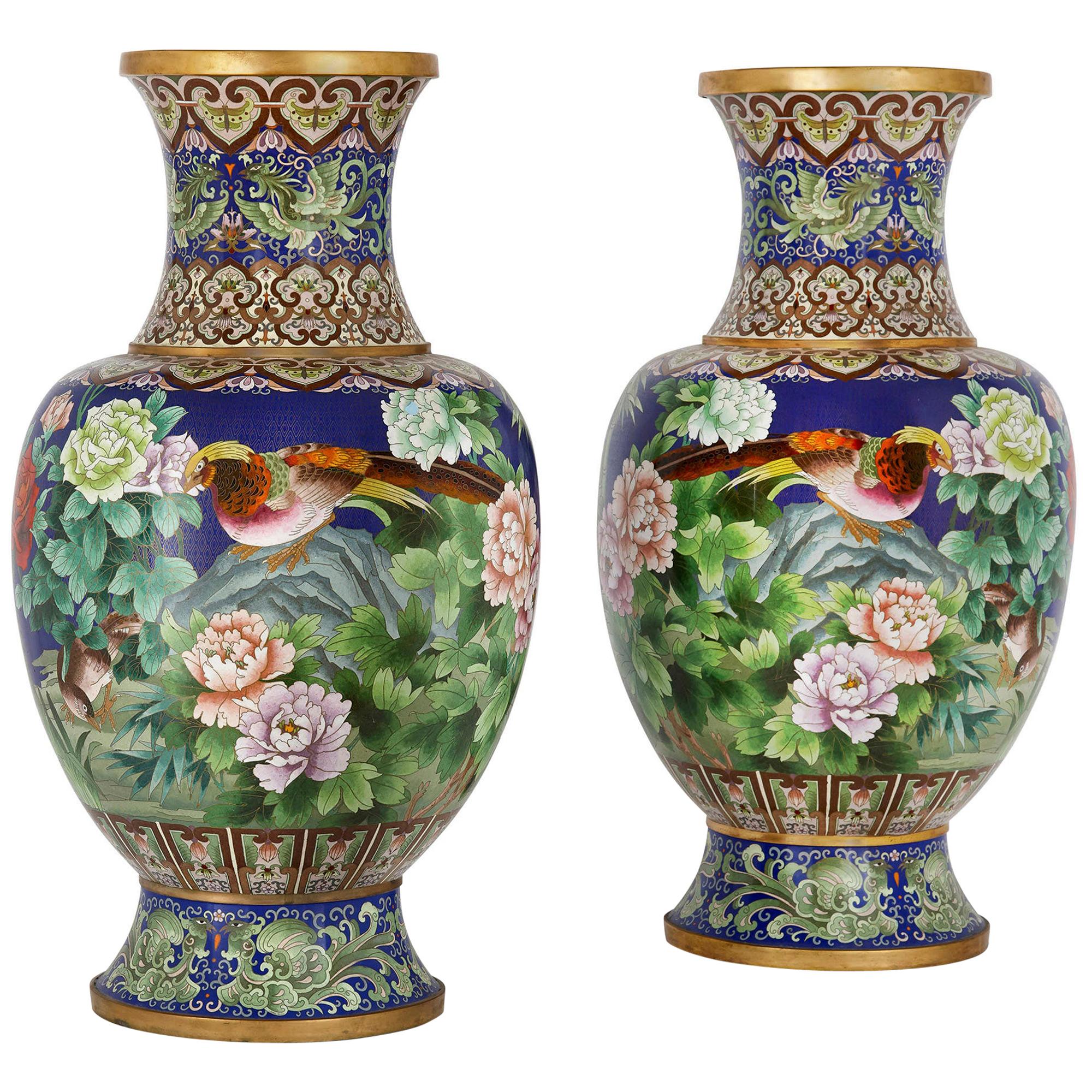 Pair of Peking Chinese Glass Urns in Red and White Colors with Birds in