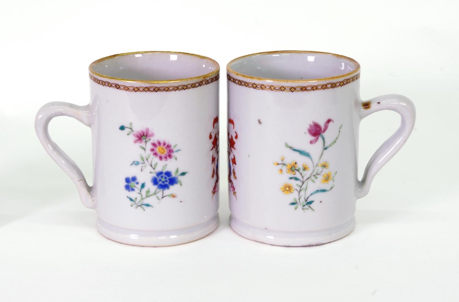 Pair of Chinese Export Armorial Small Mugs, circa 1750 In Good Condition For Sale In St. Louis, MO