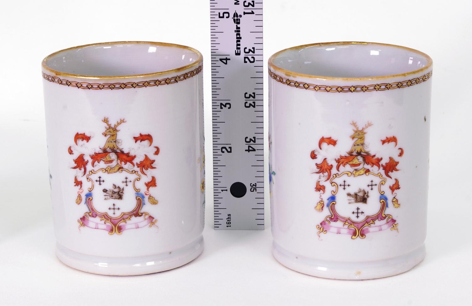 Pair of Chinese Export Armorial Small Mugs, circa 1750 For Sale 1