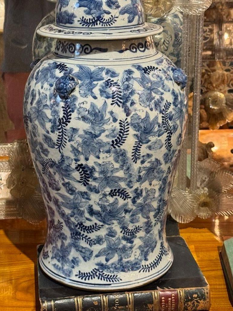 Pair of Chinese Export Blue and White Temple Jars In Good Condition In Dallas, TX