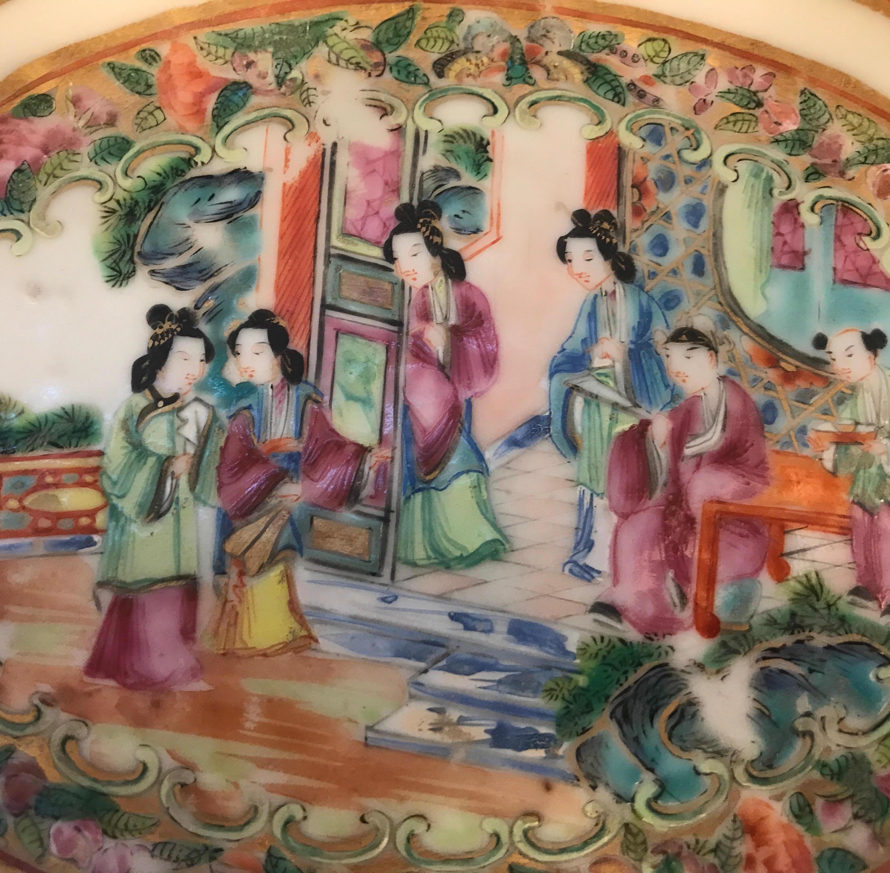 Pair of Chinese Export Covered Sauce Tureen with Underplates 7