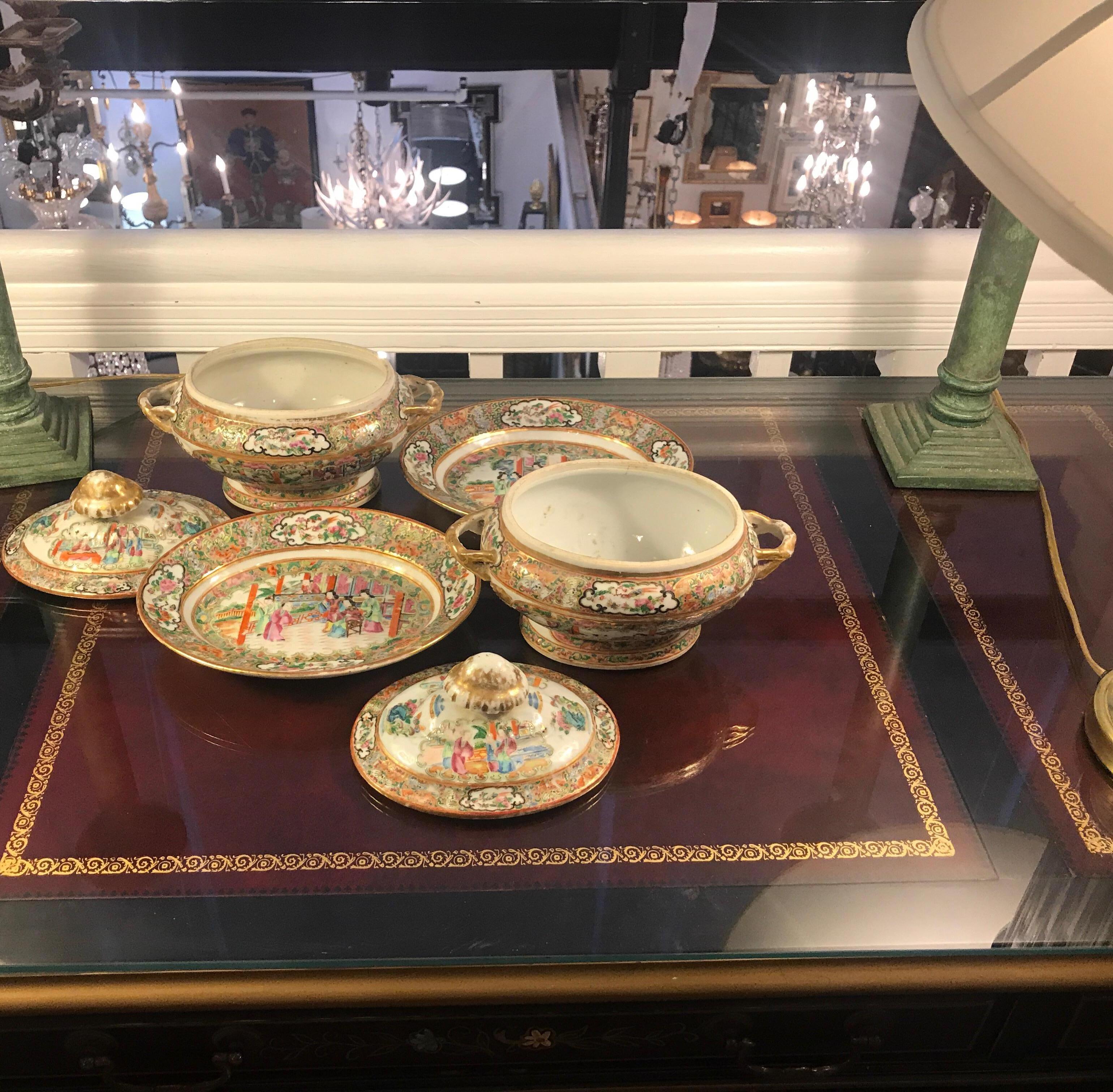 Pair of Chinese Export Covered Sauce Tureen with Underplates 8
