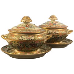 Pair of Chinese Export Covered Sauce Tureen with Underplates