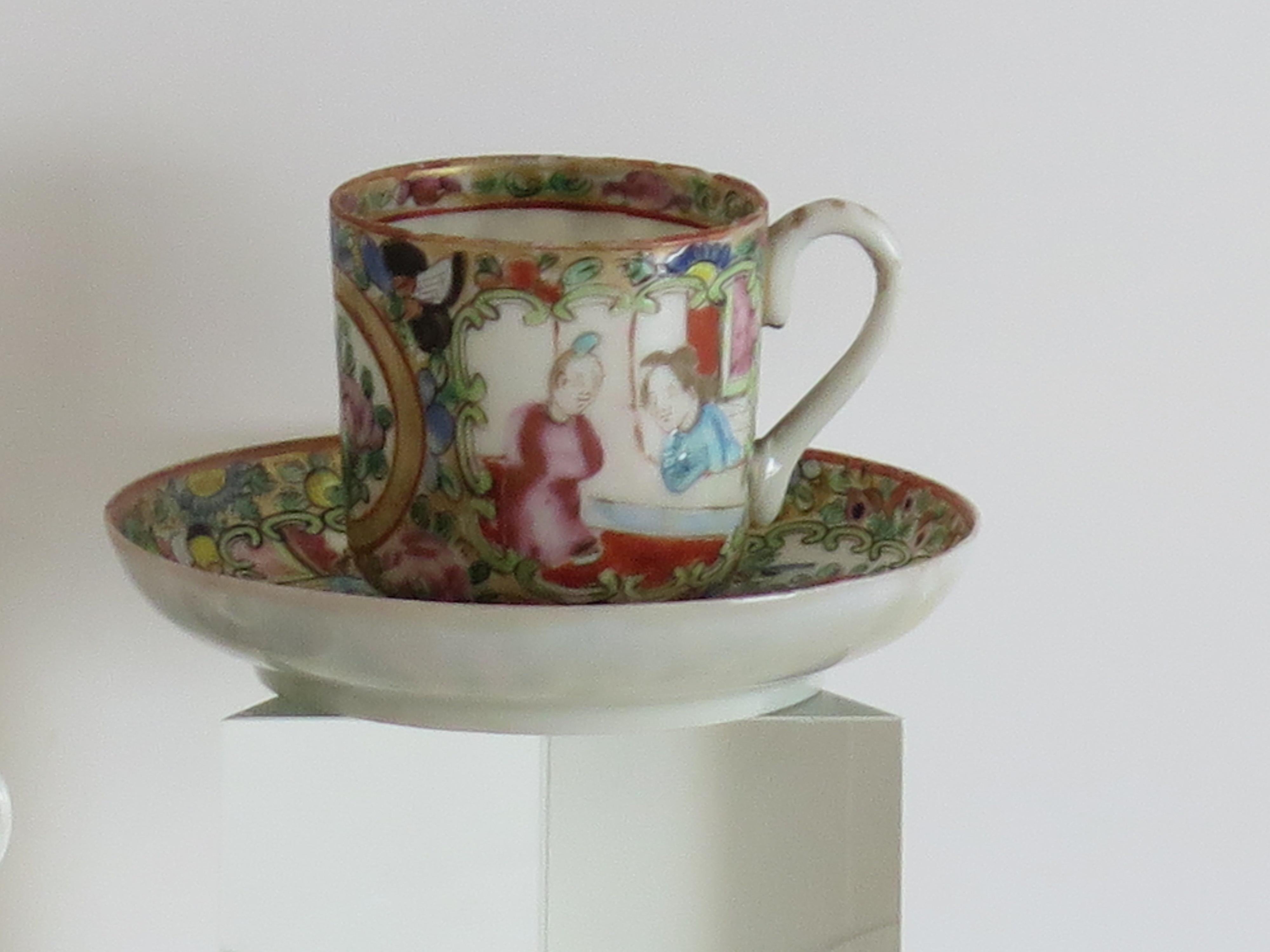 Hand-Painted PAIR of Chinese Export Cups and Saucers egg-shell porcelain, Qing 19th Century For Sale