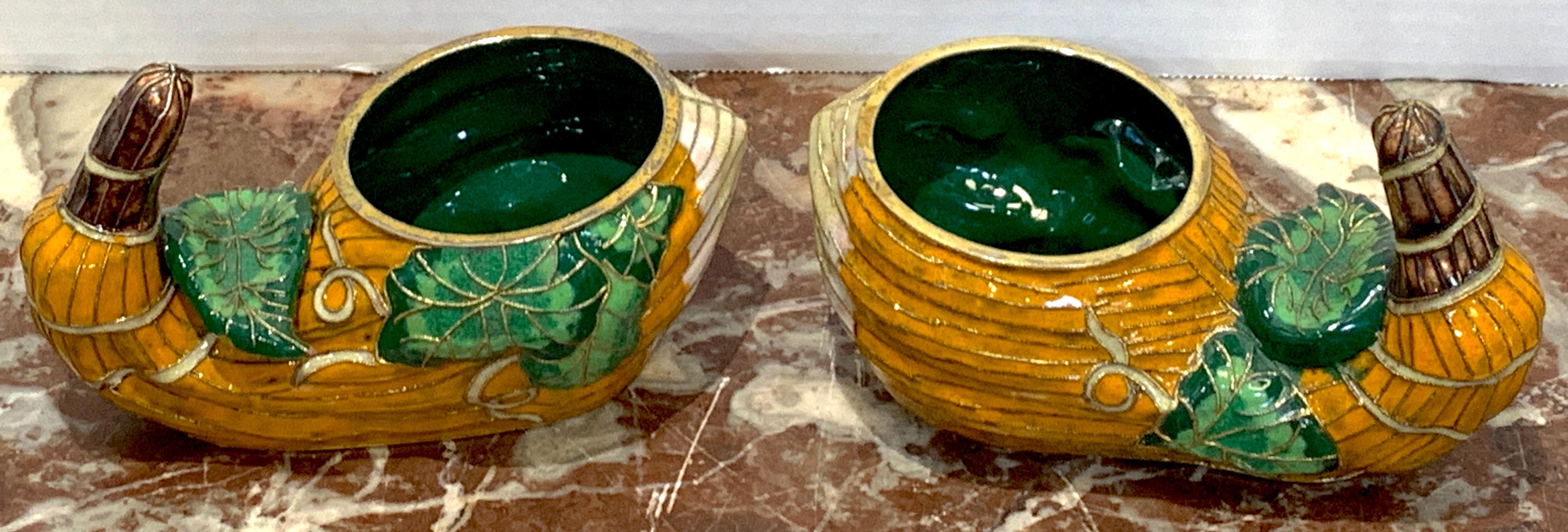 Pair of Chinese Export Enamel Gourd Cachepots In Good Condition For Sale In West Palm Beach, FL