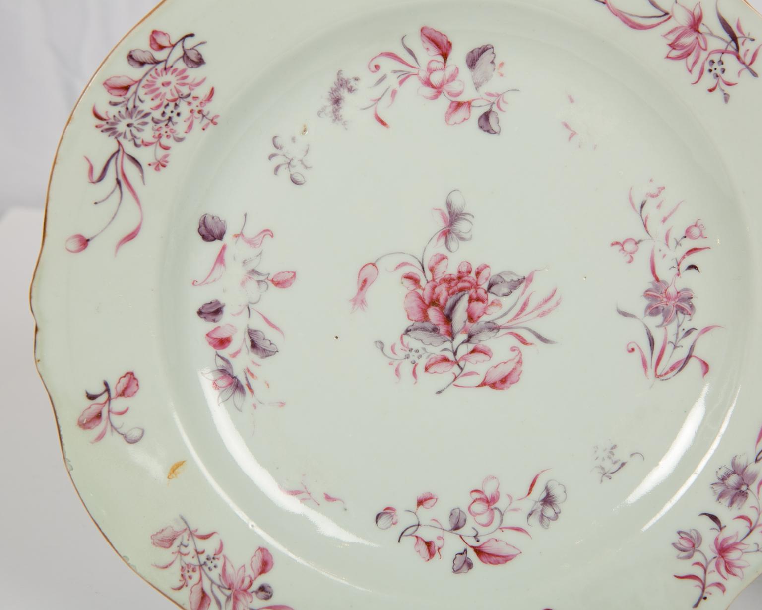 Pair of Chinese Export Famille Rose Dessert Plates circa 1750 For Sale 2