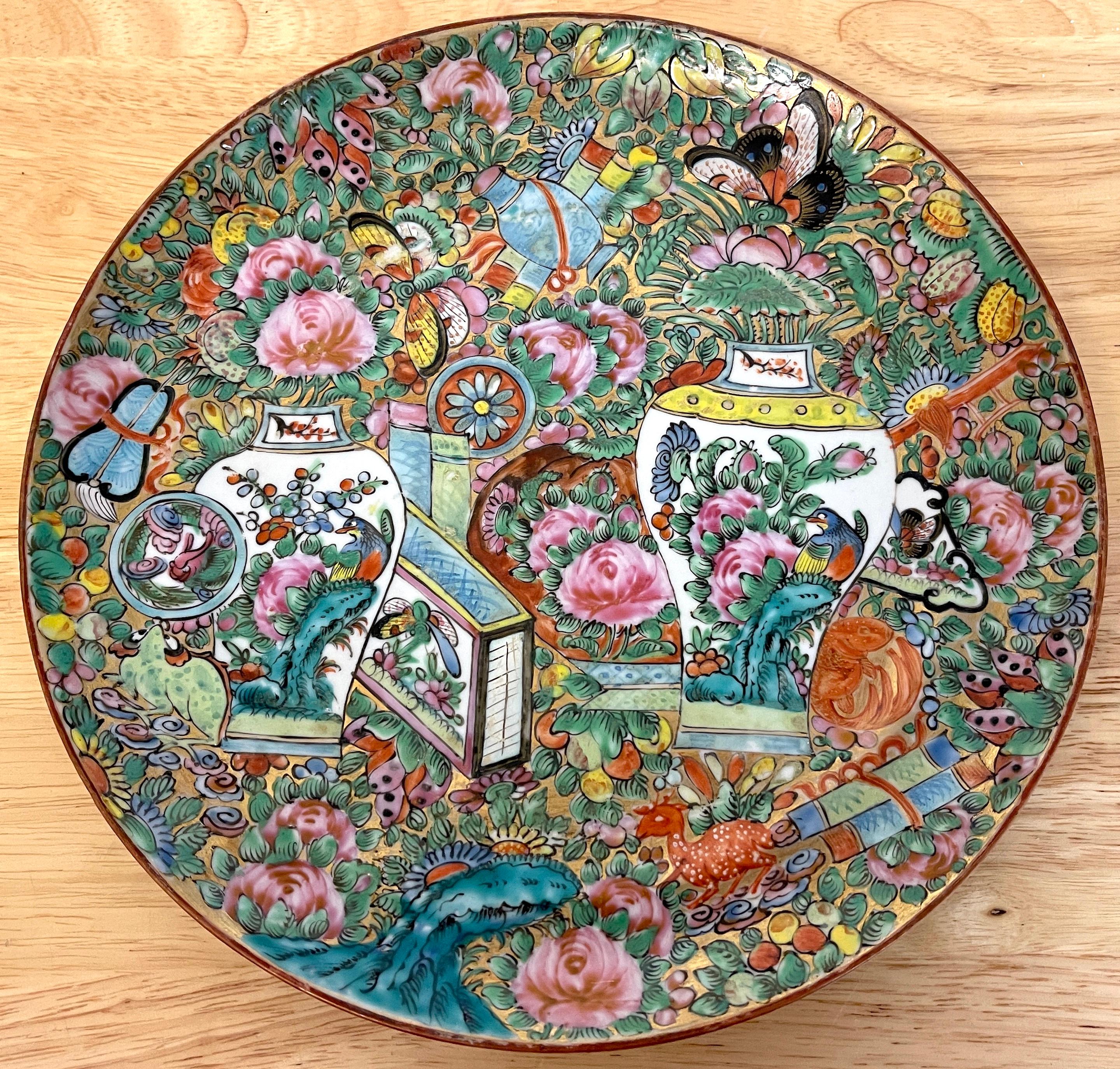 Pair of Chinese Export Famille Rose Urn & Garden Motif Plates For Sale 3