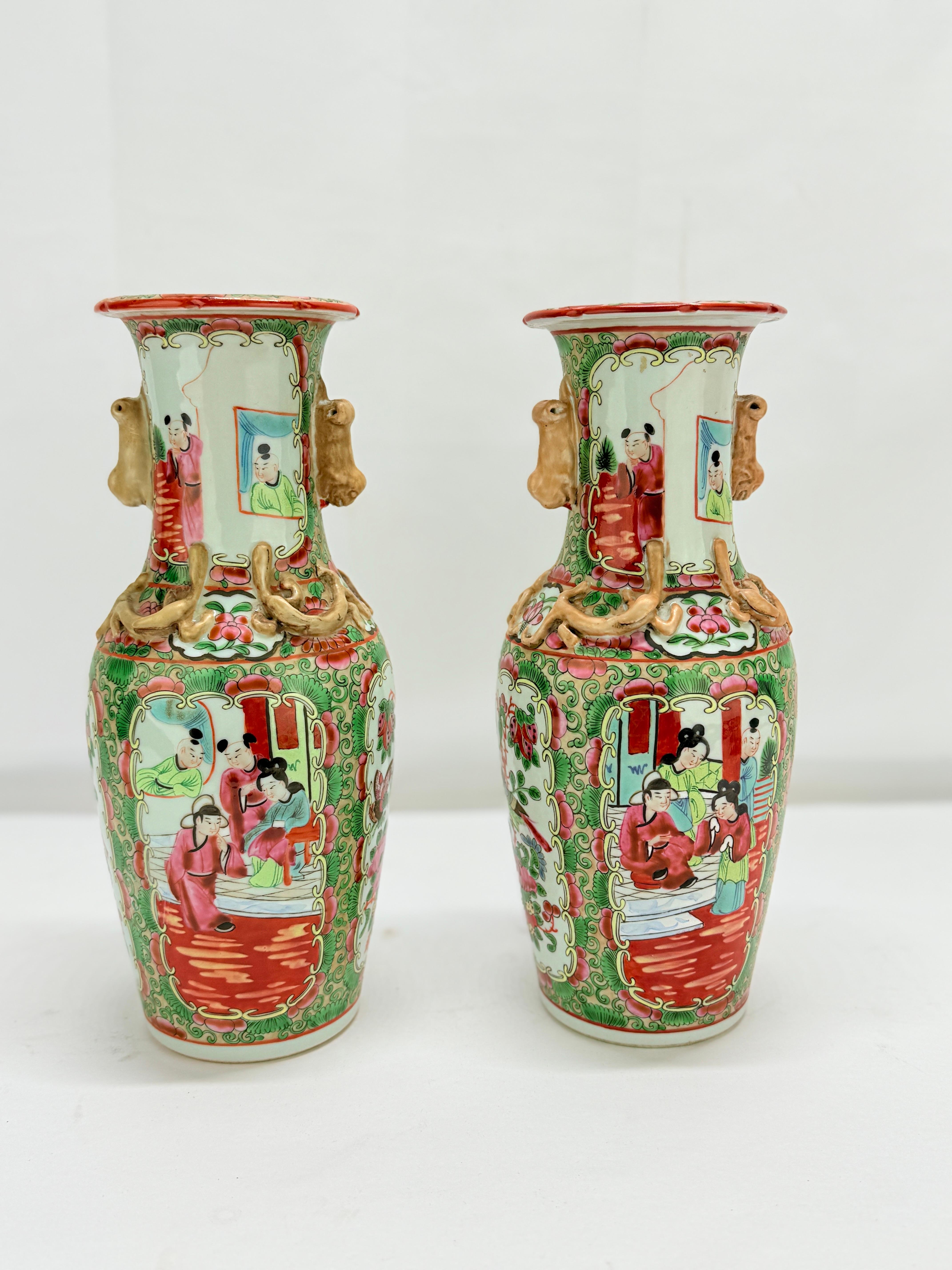 Pair of Chinese Export Famille Rose Vases, Late 19th Century In Good Condition For Sale In Atlanta, GA