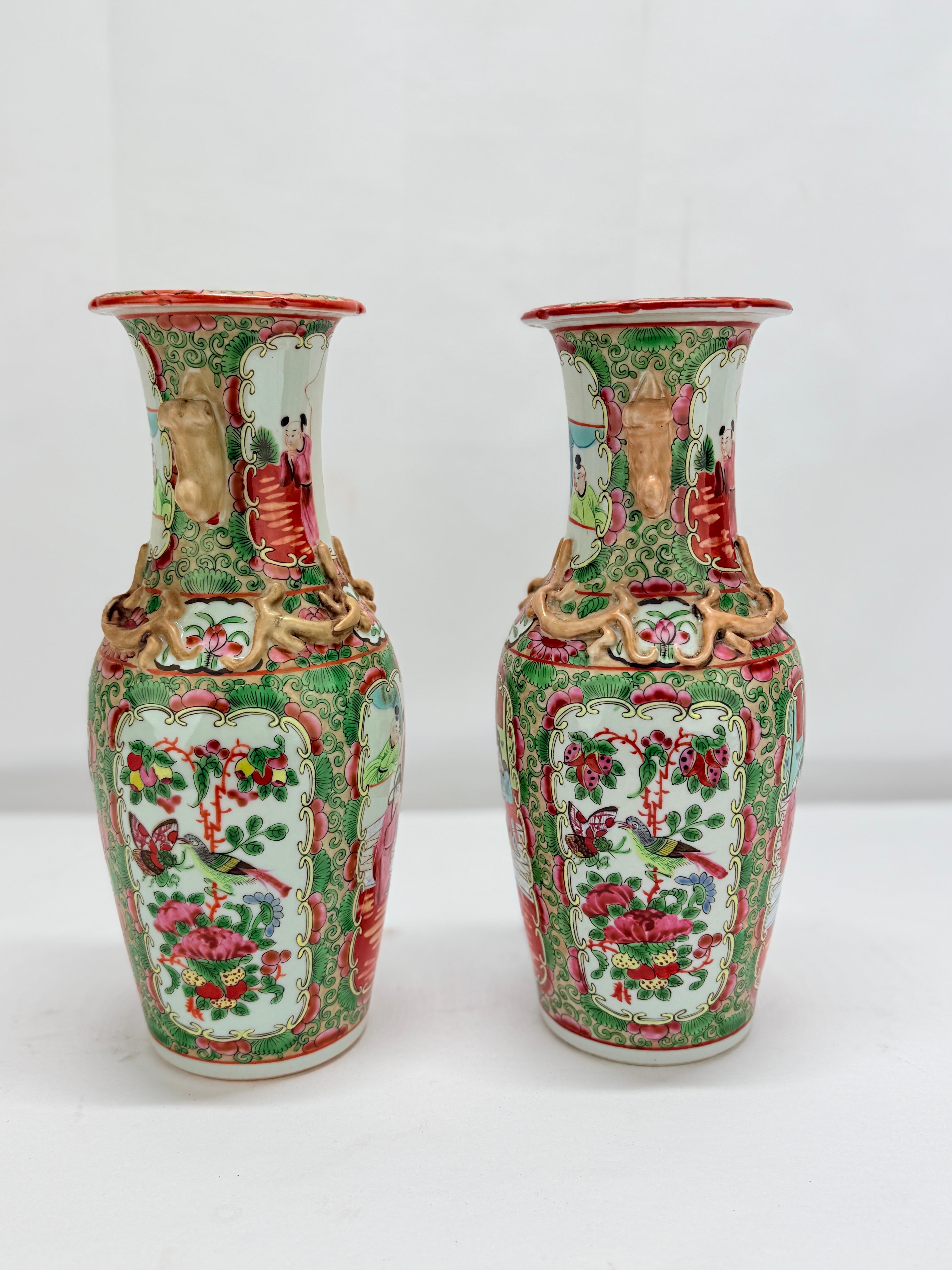 Pair of Chinese Export Famille Rose Vases, Late 19th Century For Sale 4