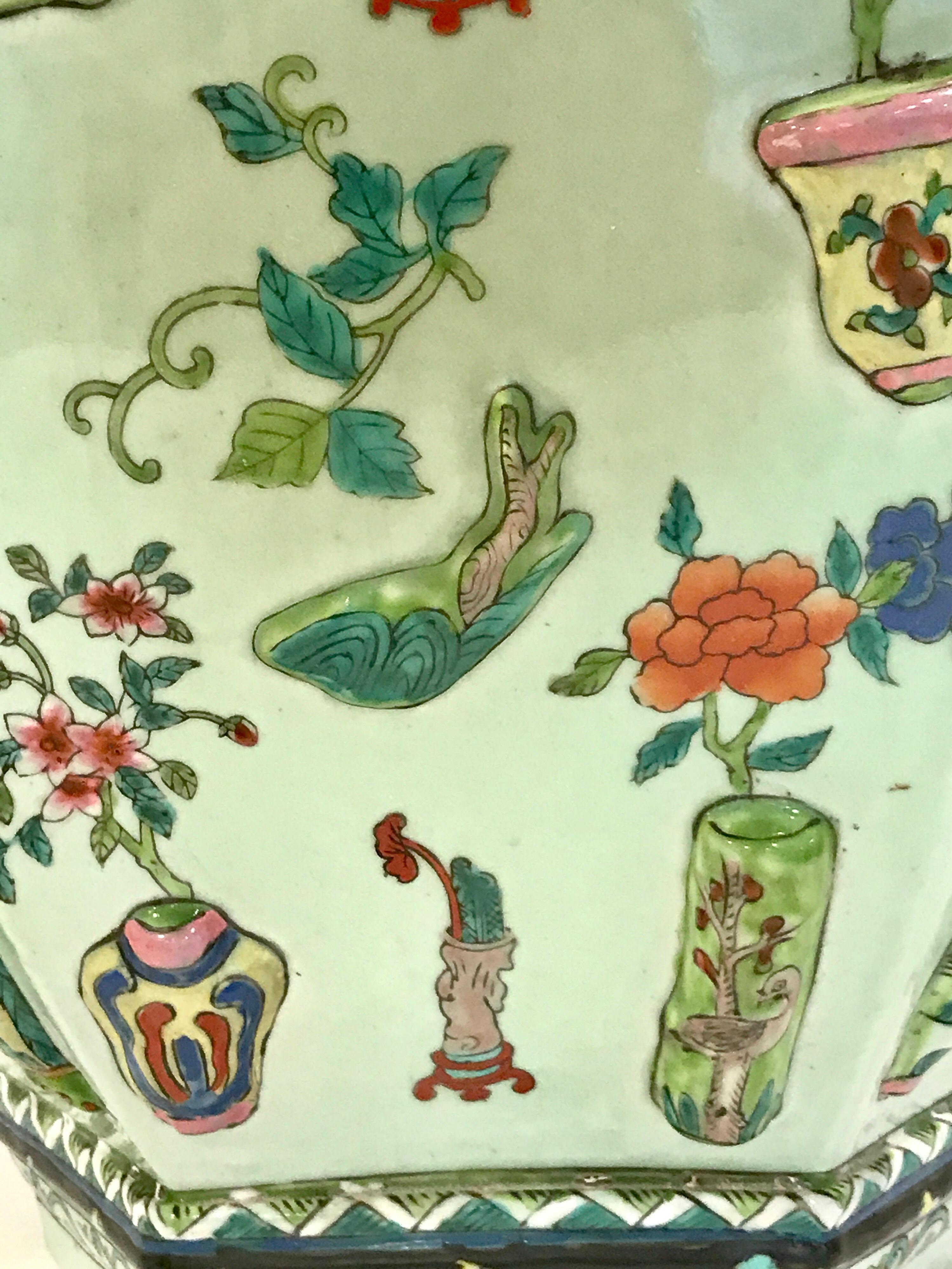 Pair of Chinese Export Famille Verte Jardinières 100 Antique Pattern, Late Qing For Sale 4