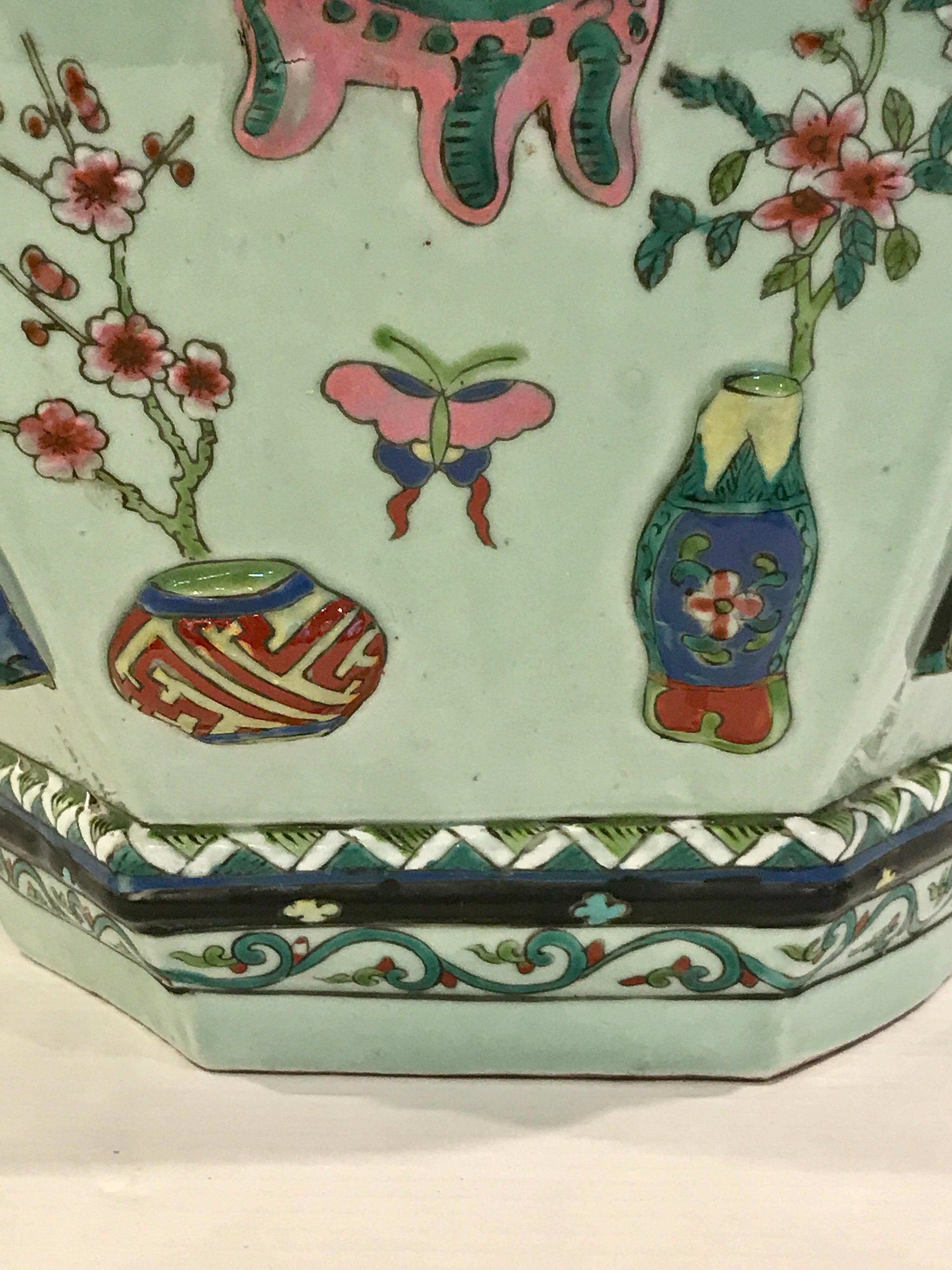 Pair of Chinese Export Famille Verte Jardinières 100 Antique Pattern, Late Qing For Sale 7