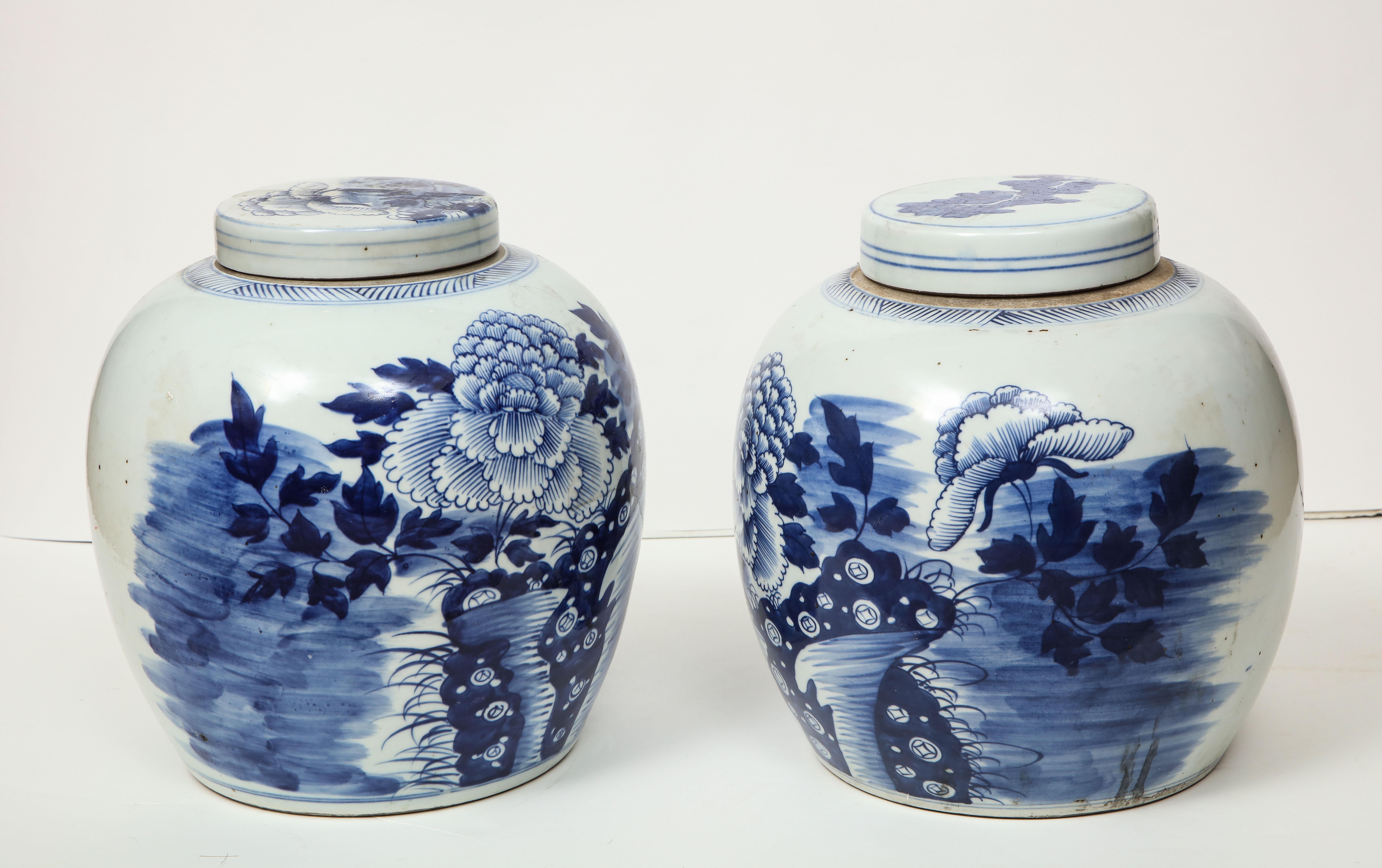 Pair of Chinese Export Ginger Jars 8