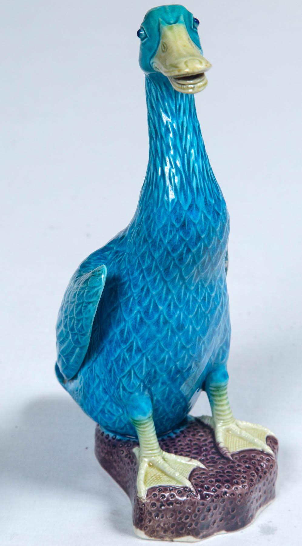 Pair of Chinese Export Porcelain Figural Ducks, 20th Century 5