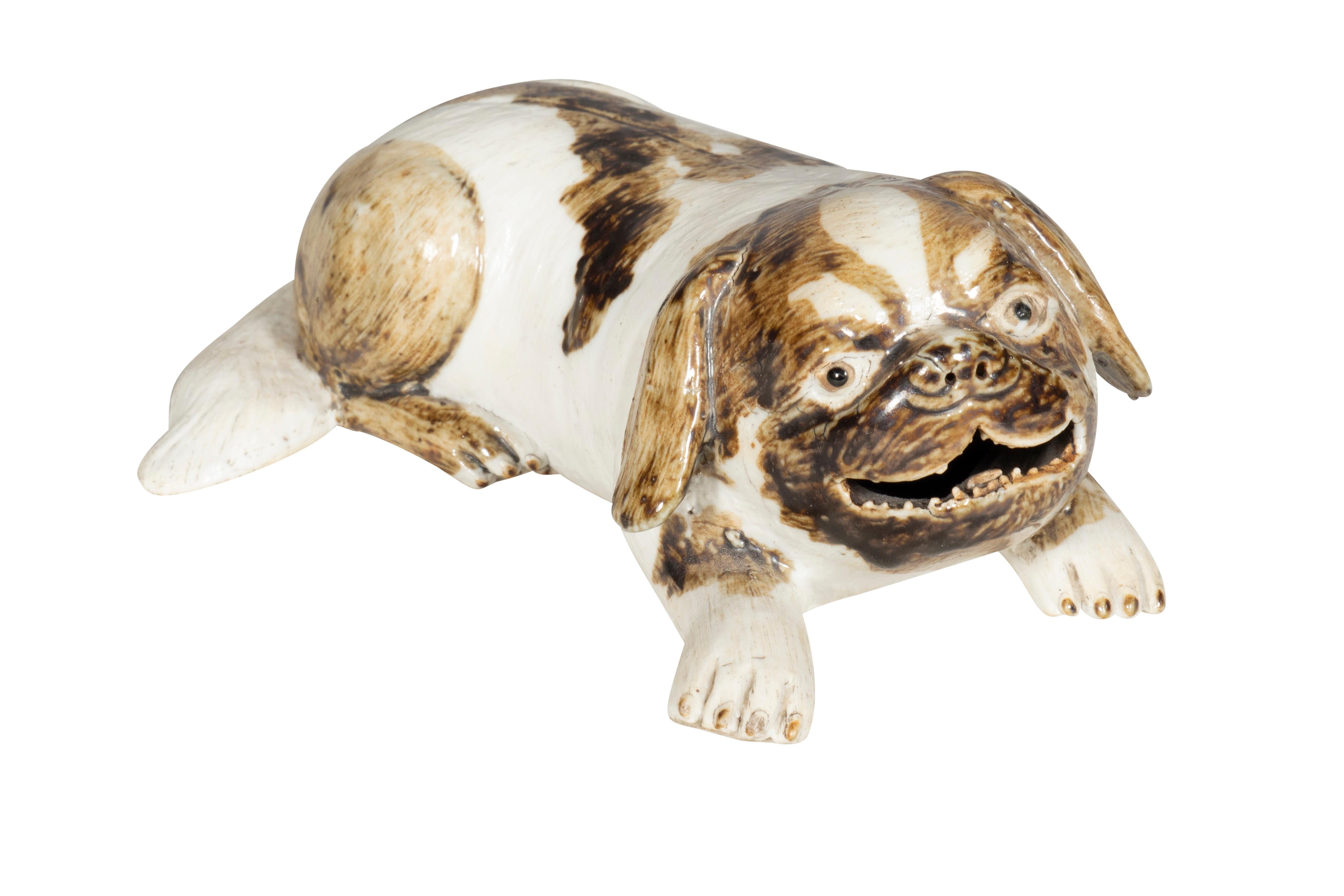 Mid-19th Century Pair of Chinese Export Porcelain Puppies For Sale