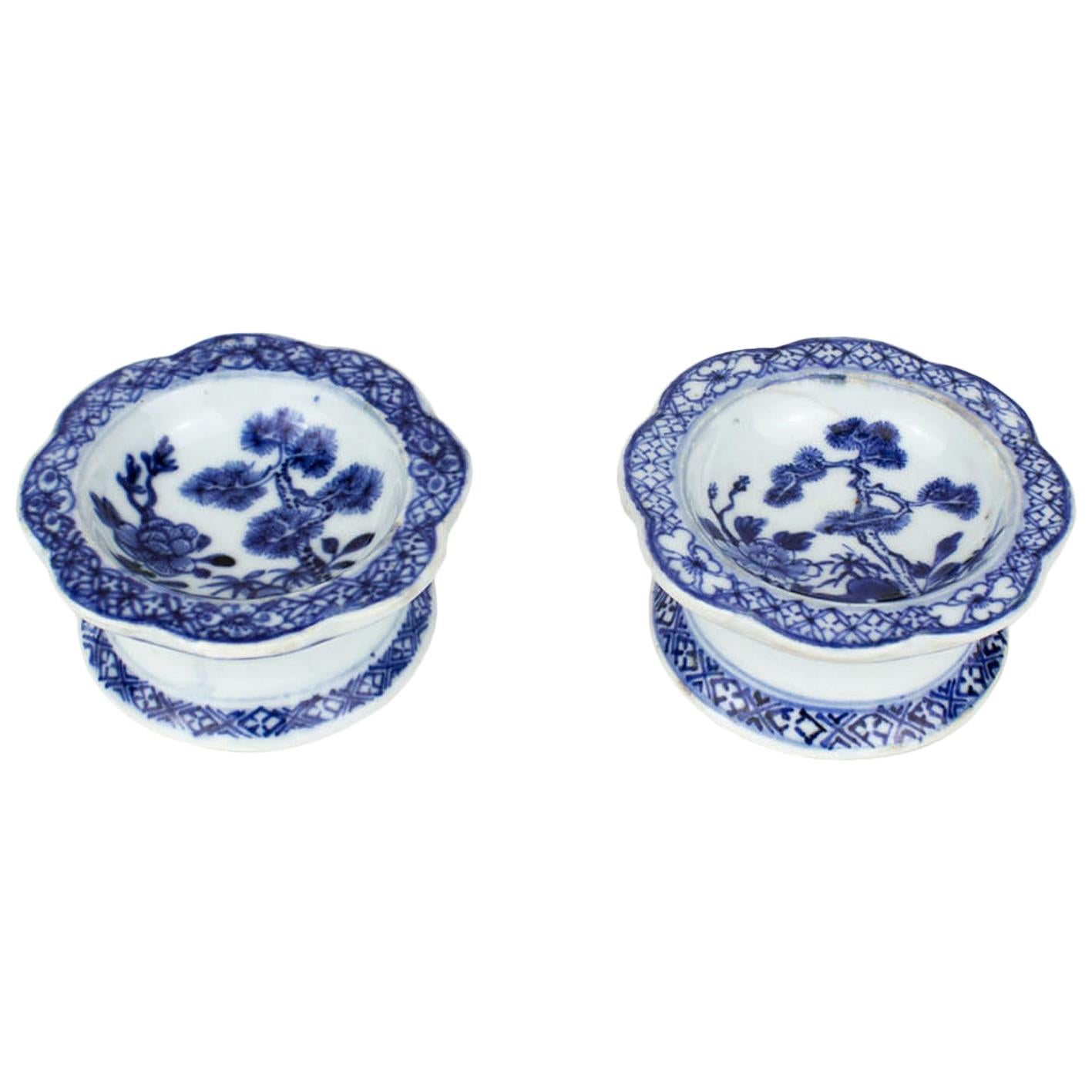 Pair of Chinese Export Porcelain Salt-Cellars, Qianlong Period '1736-1795'