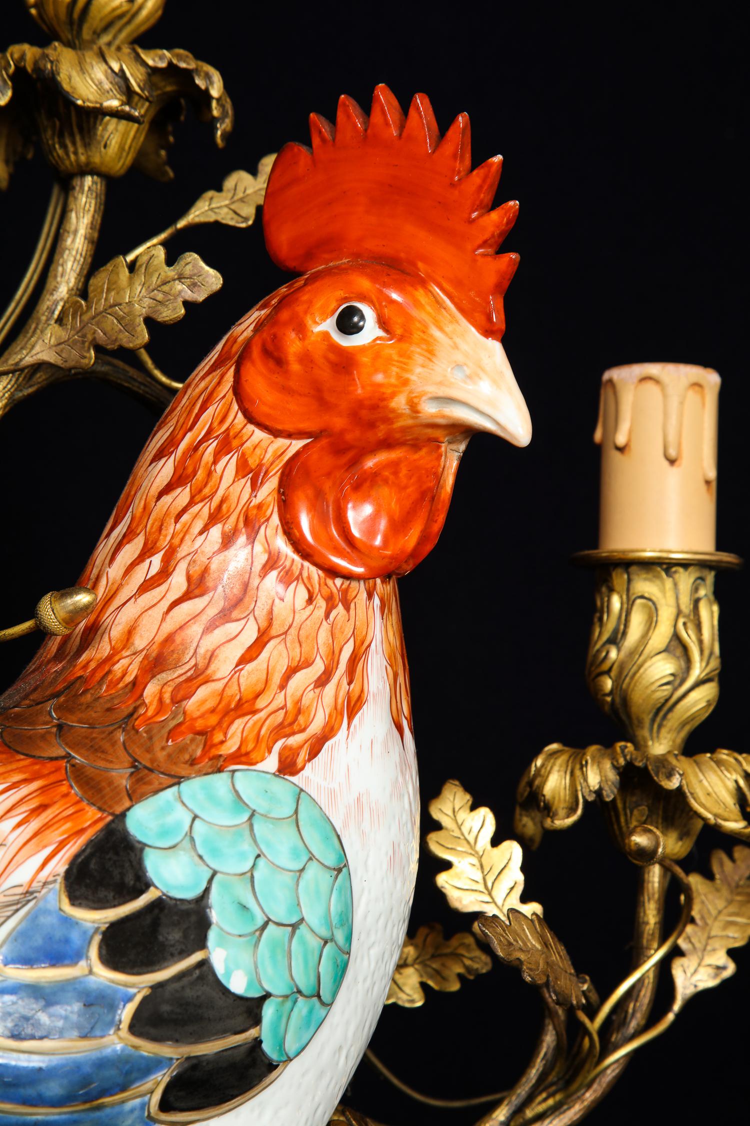 Bronze Paire de candélabres d'exportation chinois de style Louis XVI en forme de coq montés sur bronze doré en vente